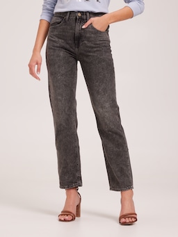 High Rise 90'S Loose Jean In Black Wash