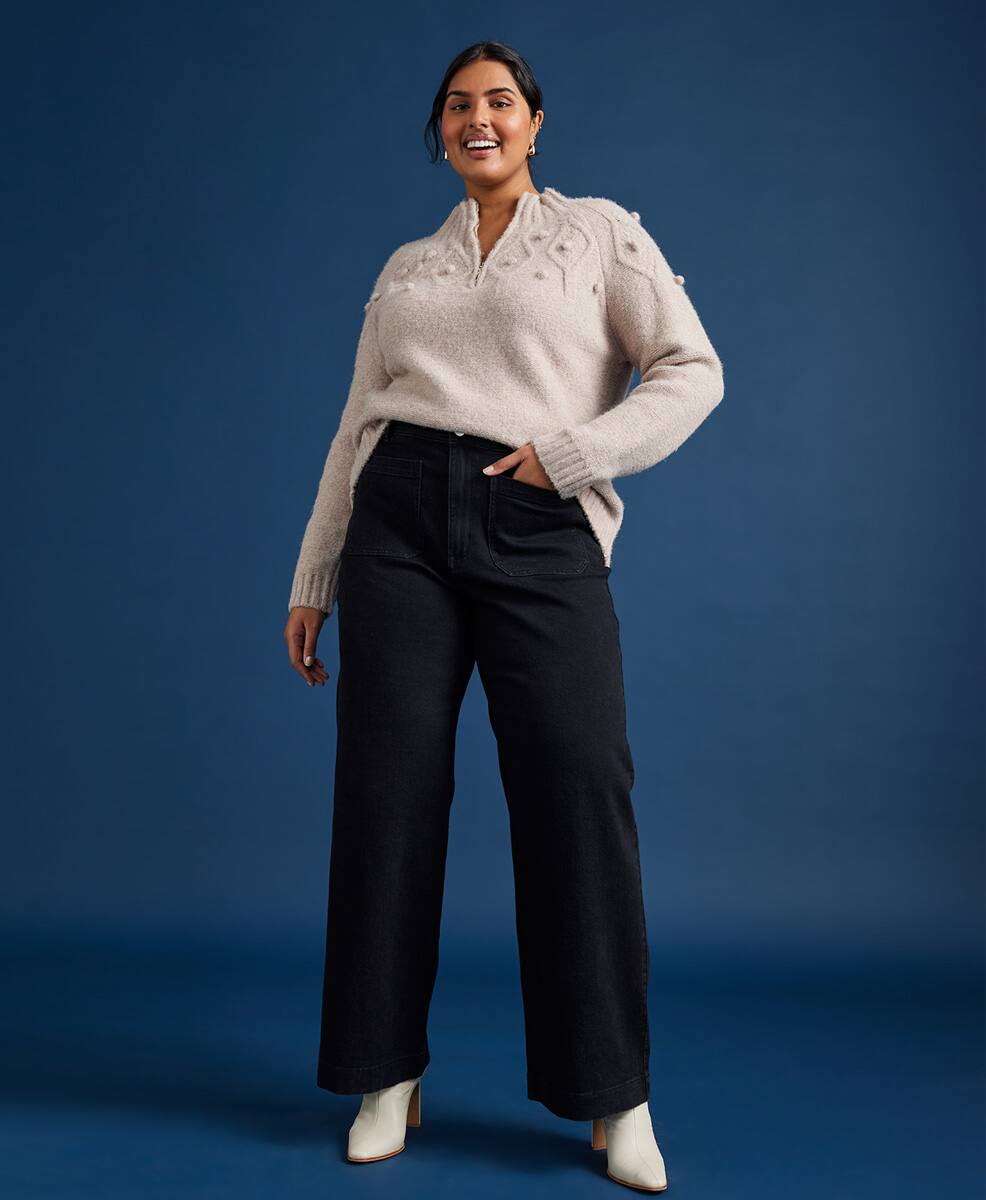 Curve Iris Zip Neck Diamond Pullover