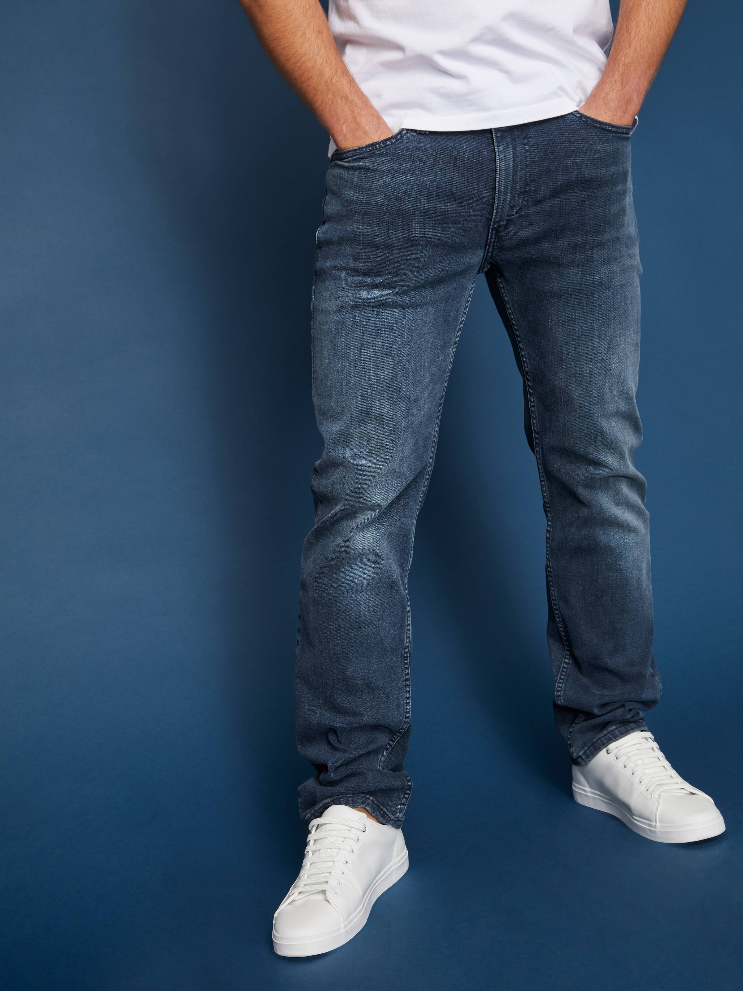 514 Straight Jean In Volcano