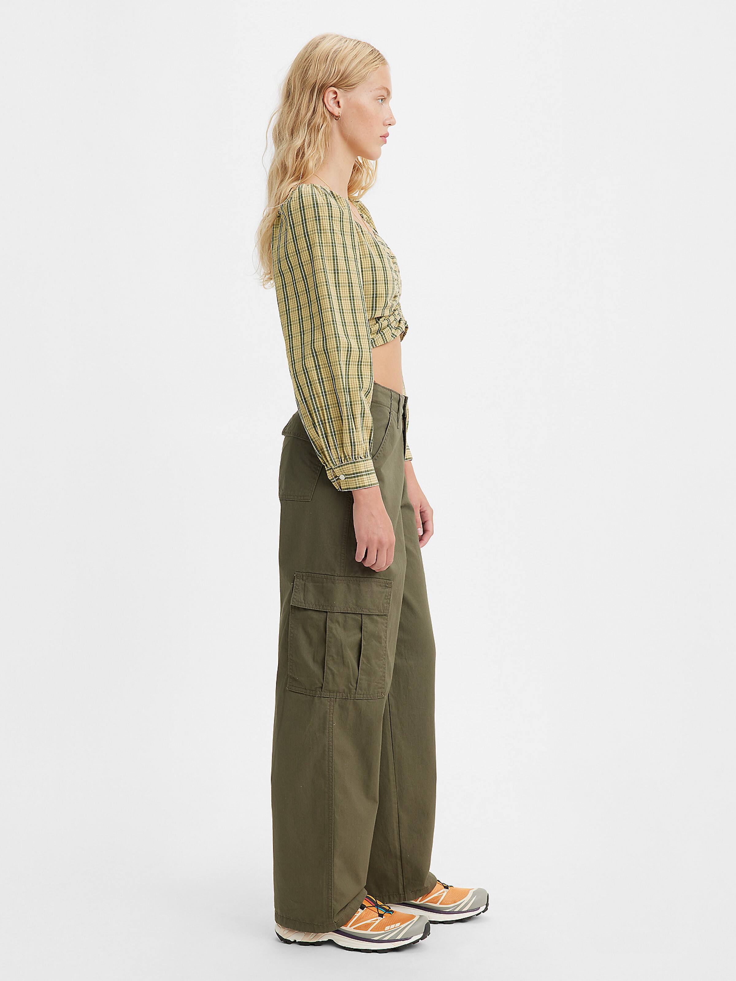 Green levi 2025 cargo pants