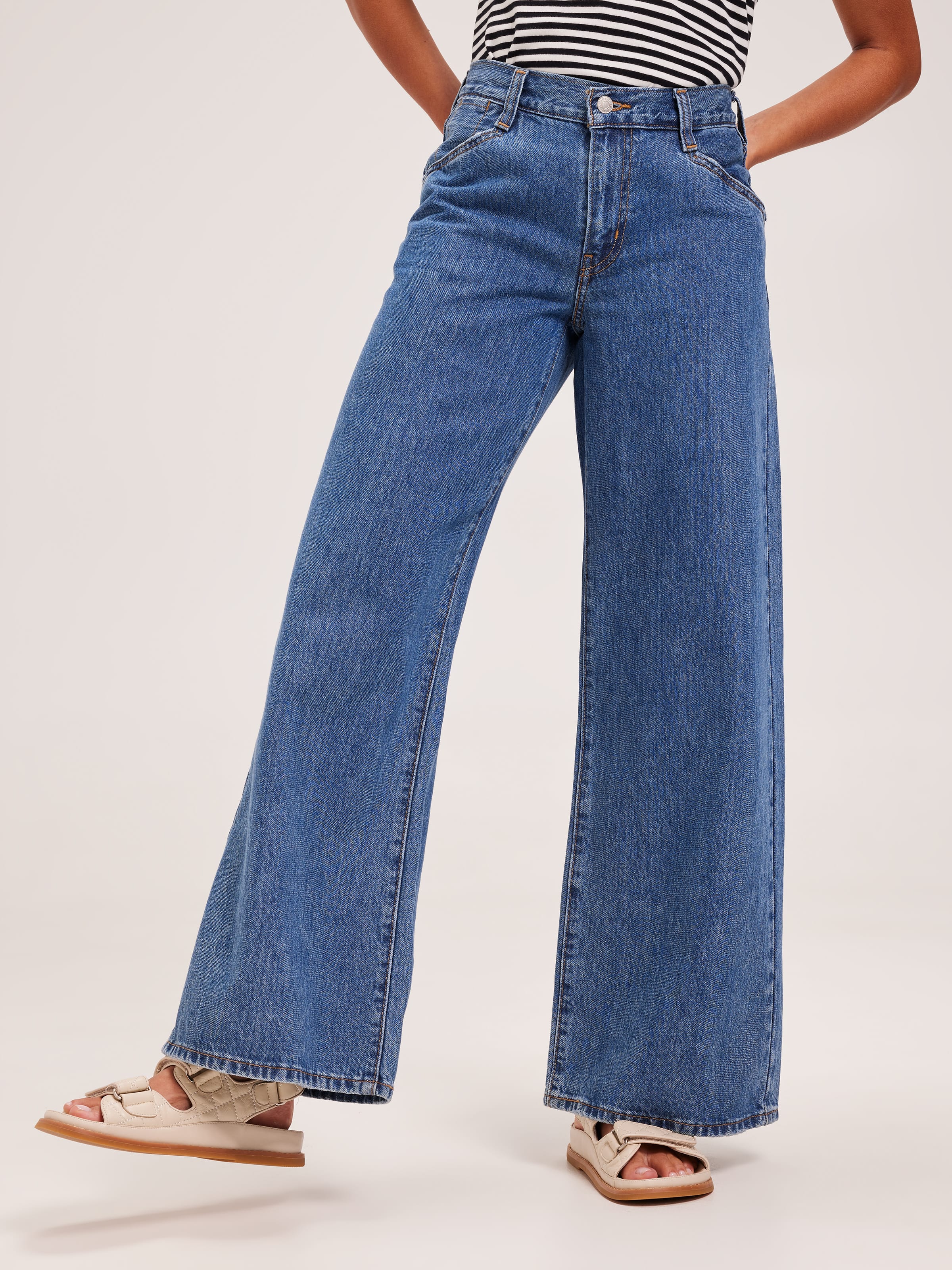 Levi's® Women's Mid-rise '94 Baggy Wide Leg Jeans - Take Chances