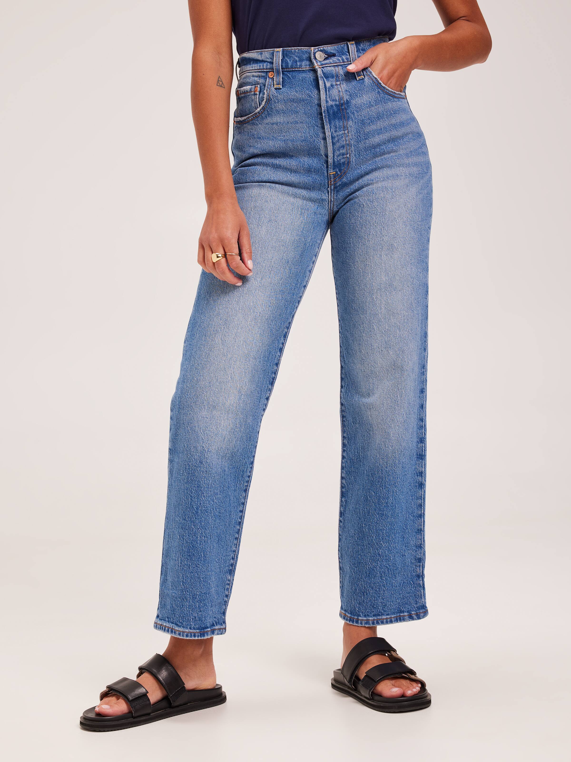 Women's Jeans By Levi's