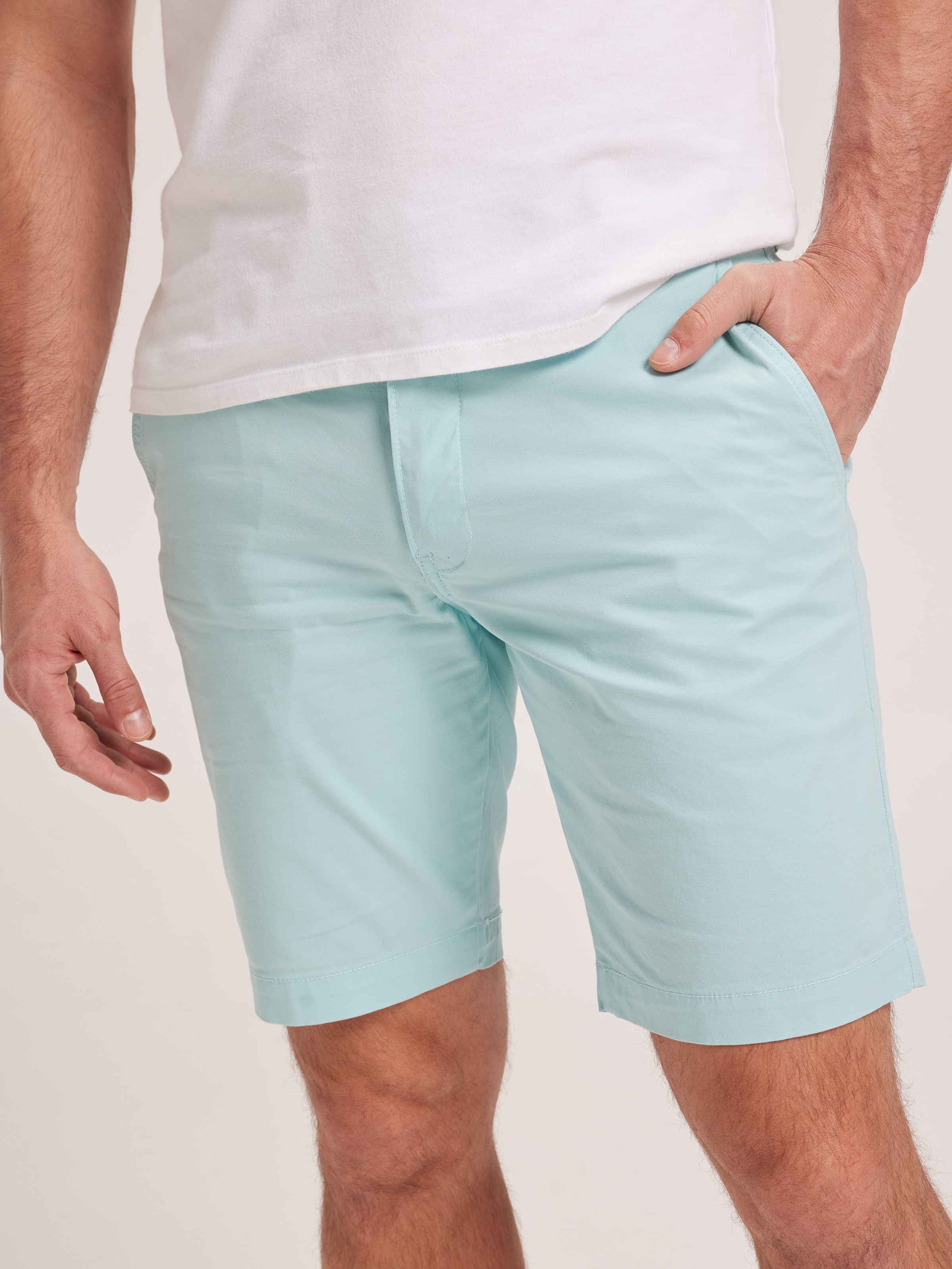 Xx Chino Short In Turquoise