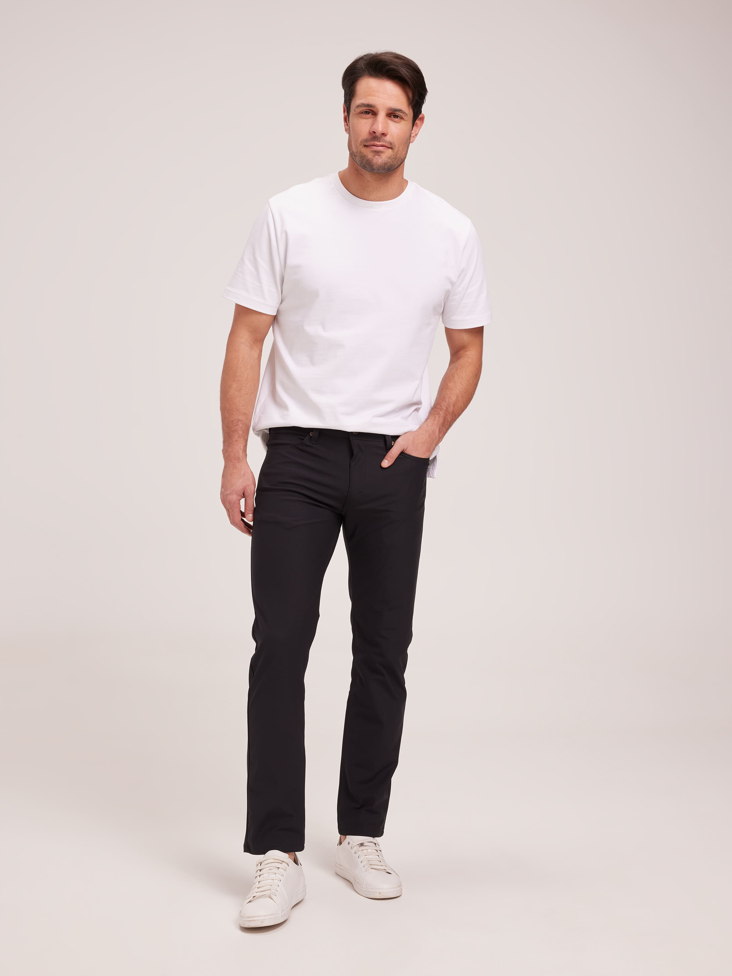511 Slim Tech Pant In Black