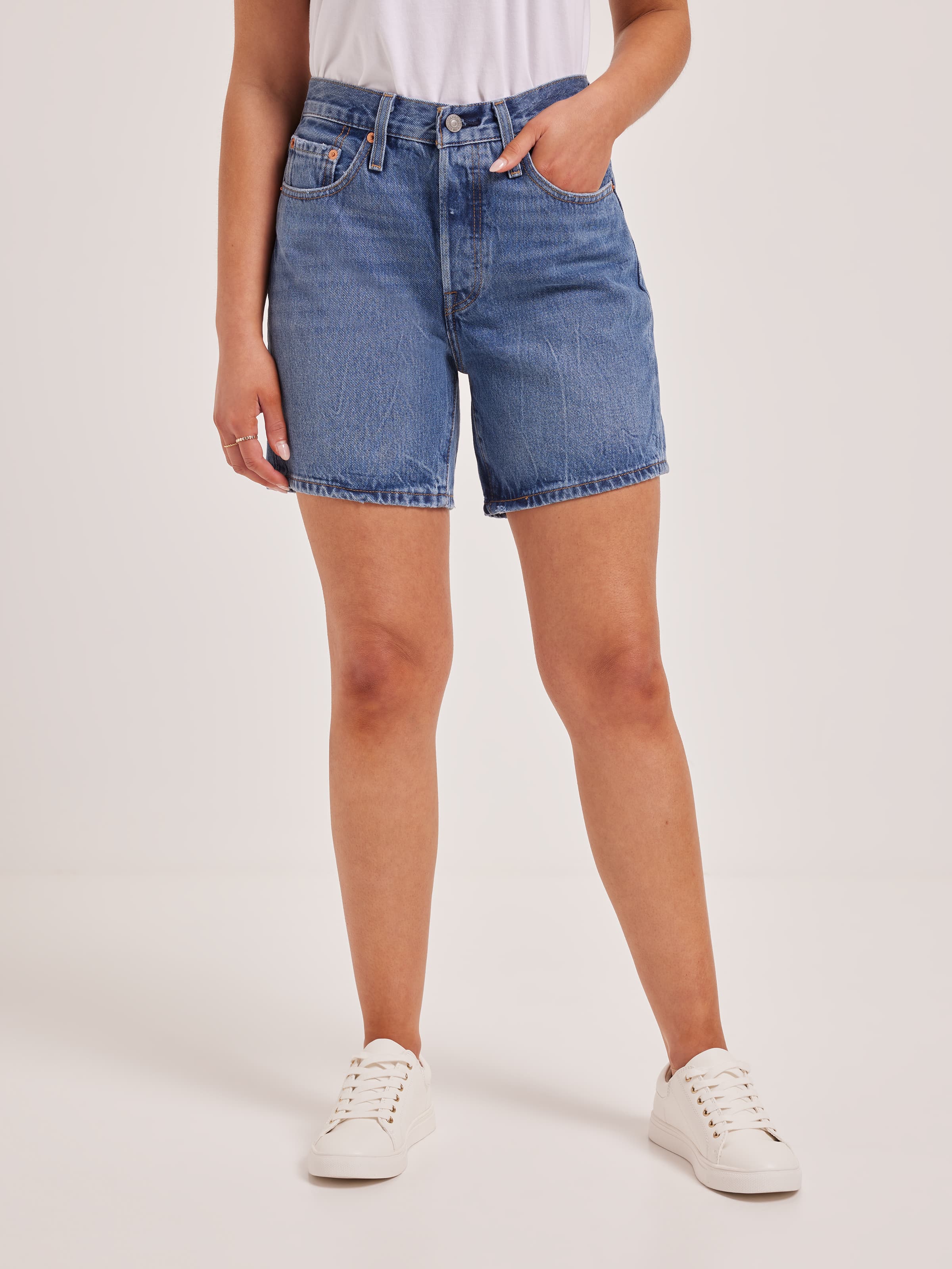 501 Mid Thigh Short In Blue Beauty