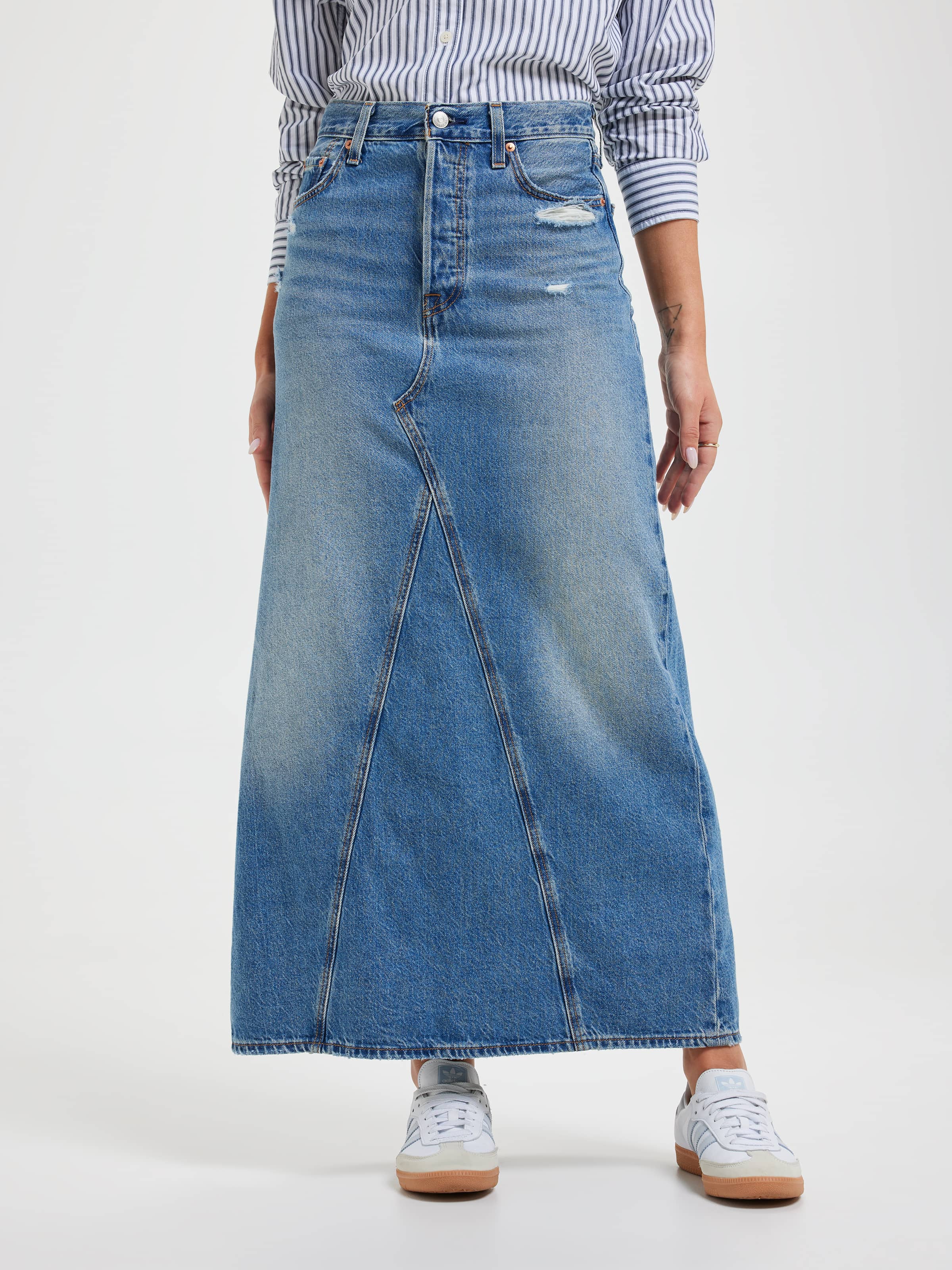 Iconic Long Skirt In Verified Vintage Blue