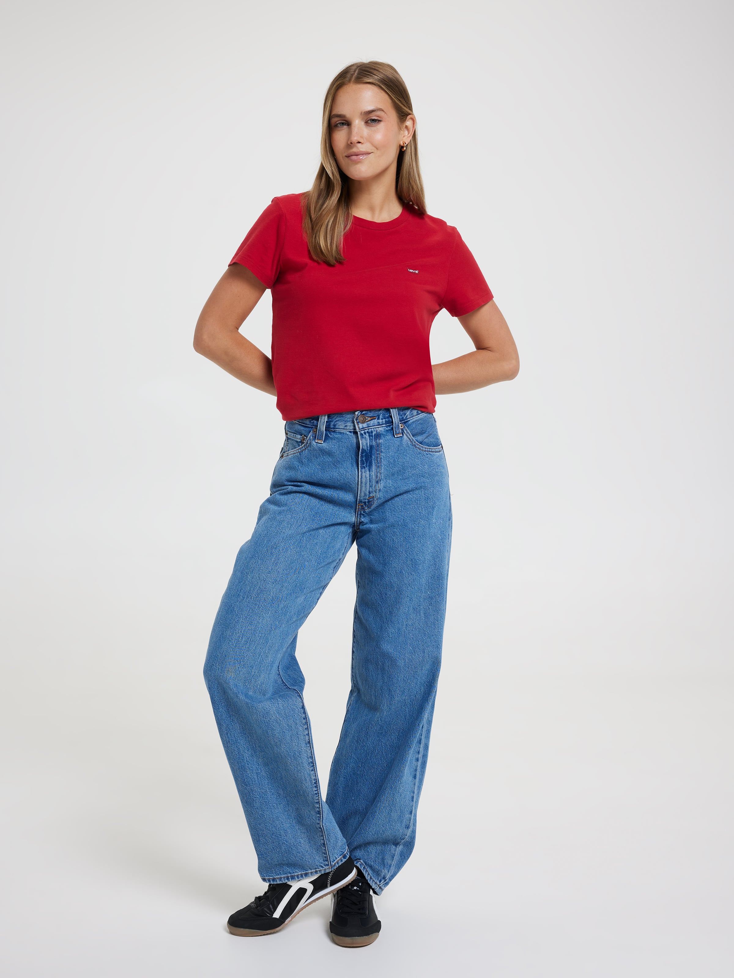 Perfect Hm Tee In Scarlet Smile