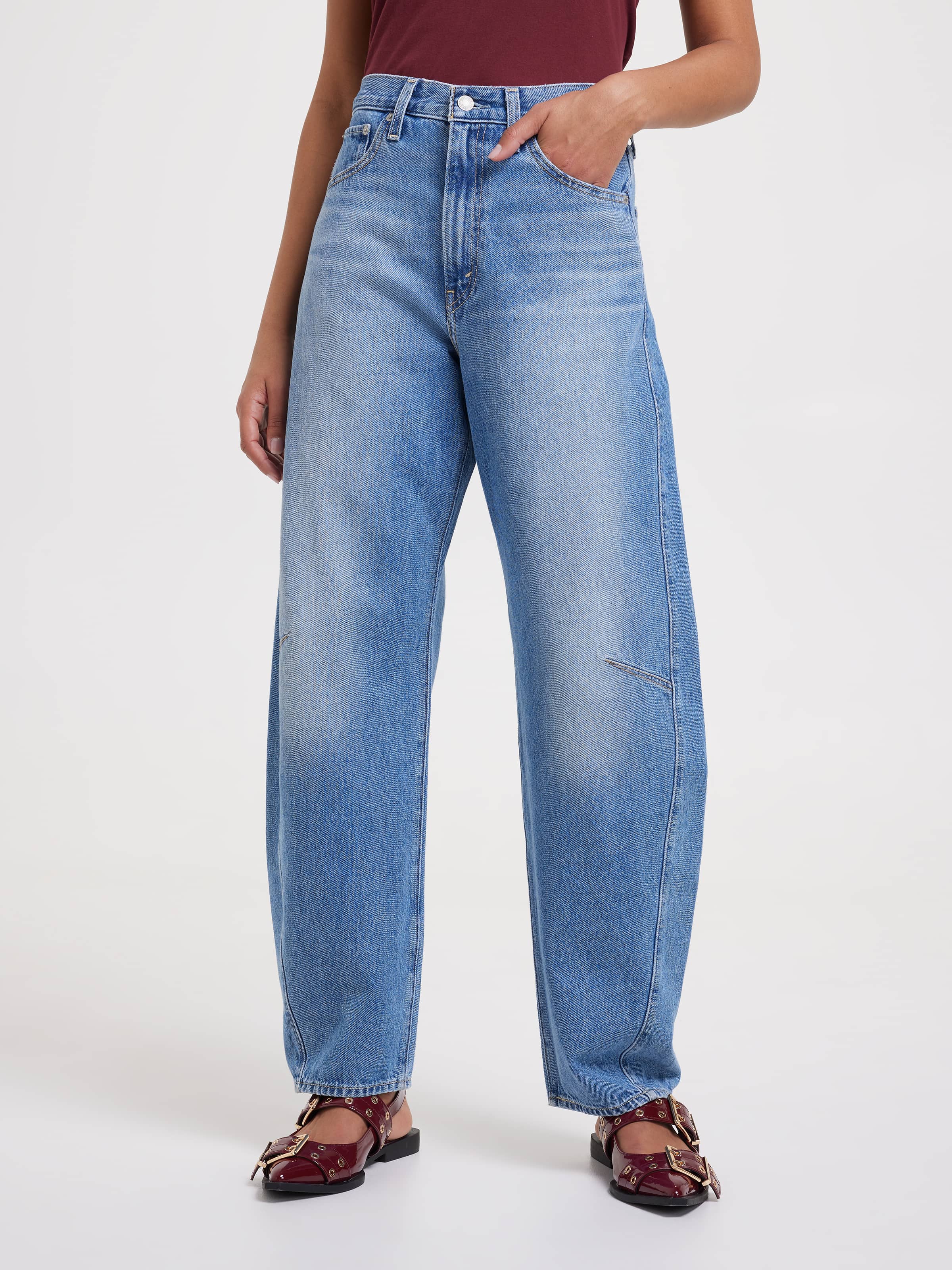 Cinch Barrel In Let Love In