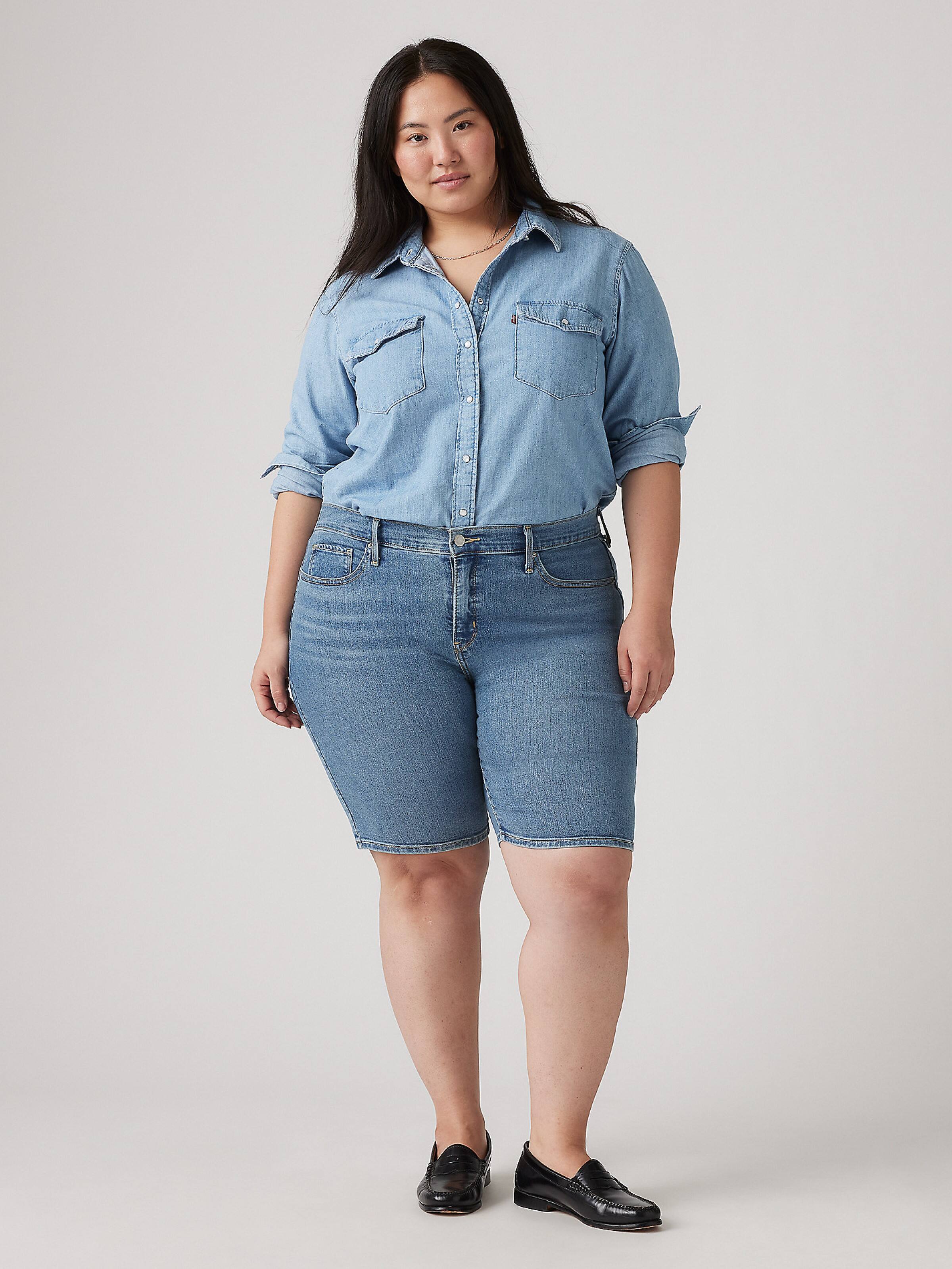 Plus Shaping Bermuda In Camp Denim