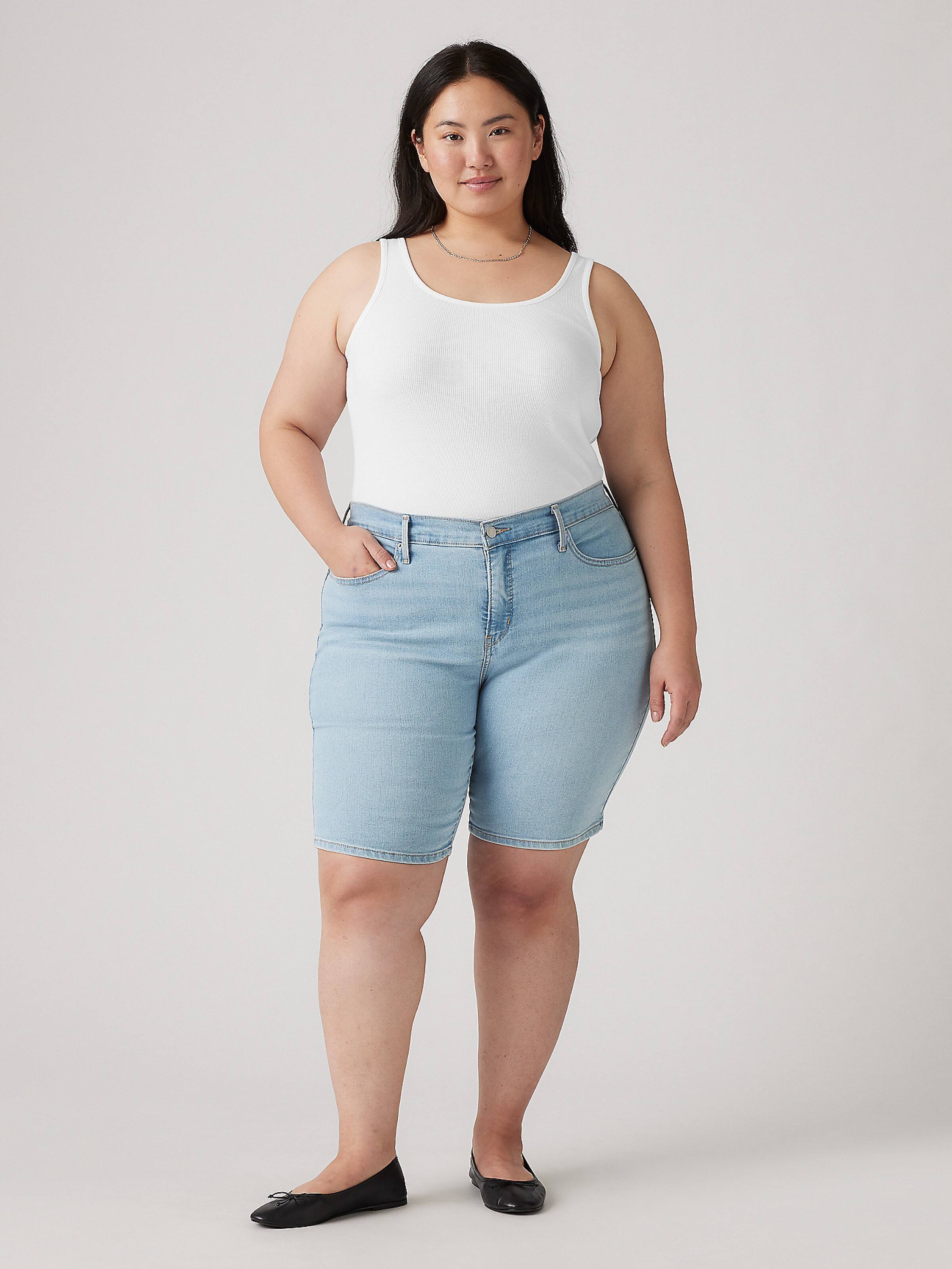Curve Shaping Bermuda Short In Double Duty