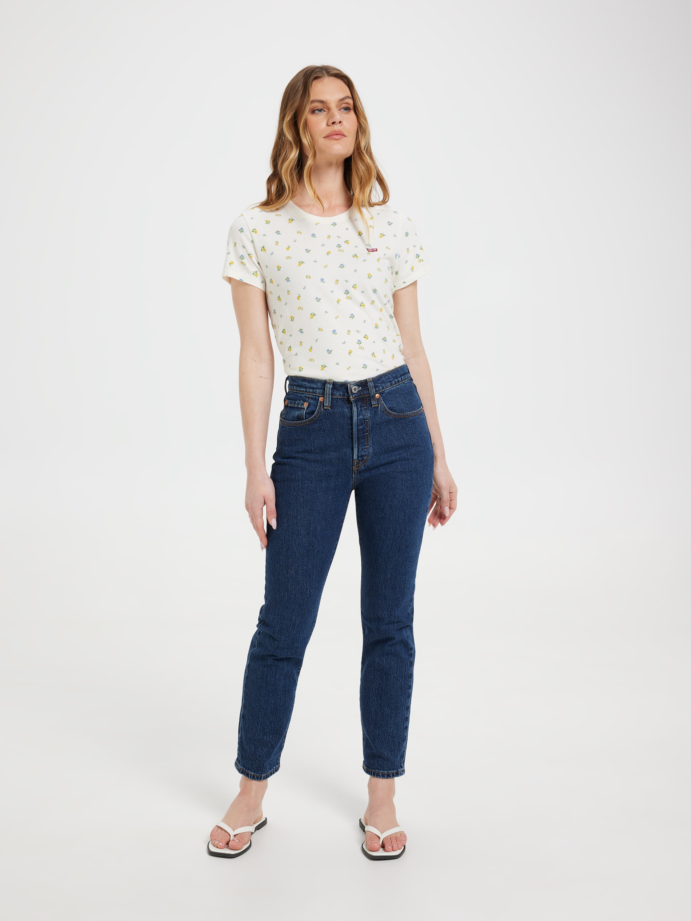 Perfect Hm Tee In Deirdre Ditsy Floral Egret