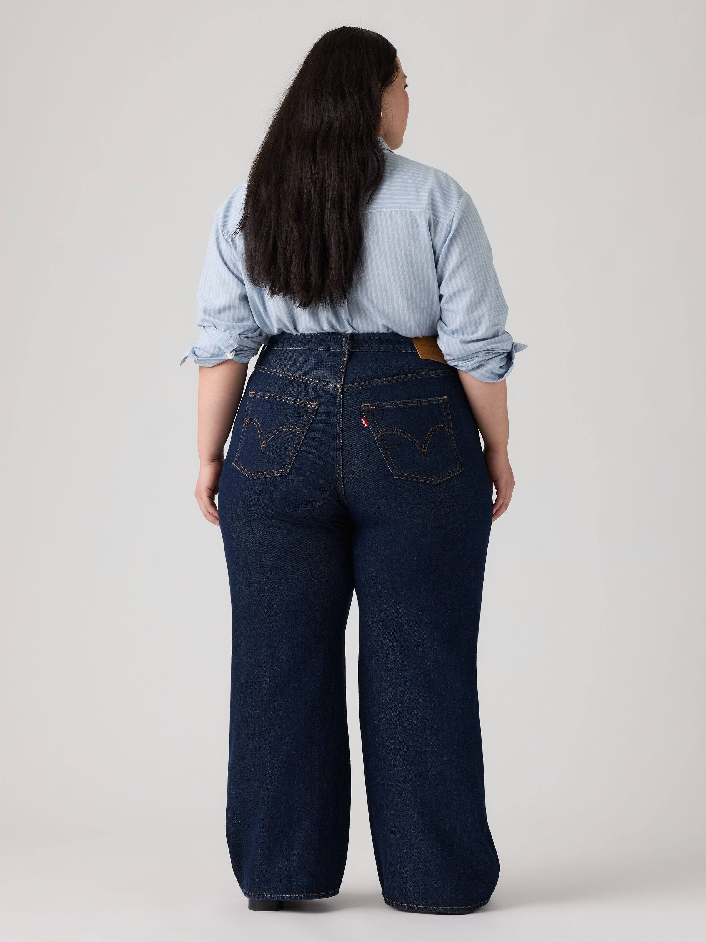 Curve Ribcage Wide Leg Jean In Shaded View
