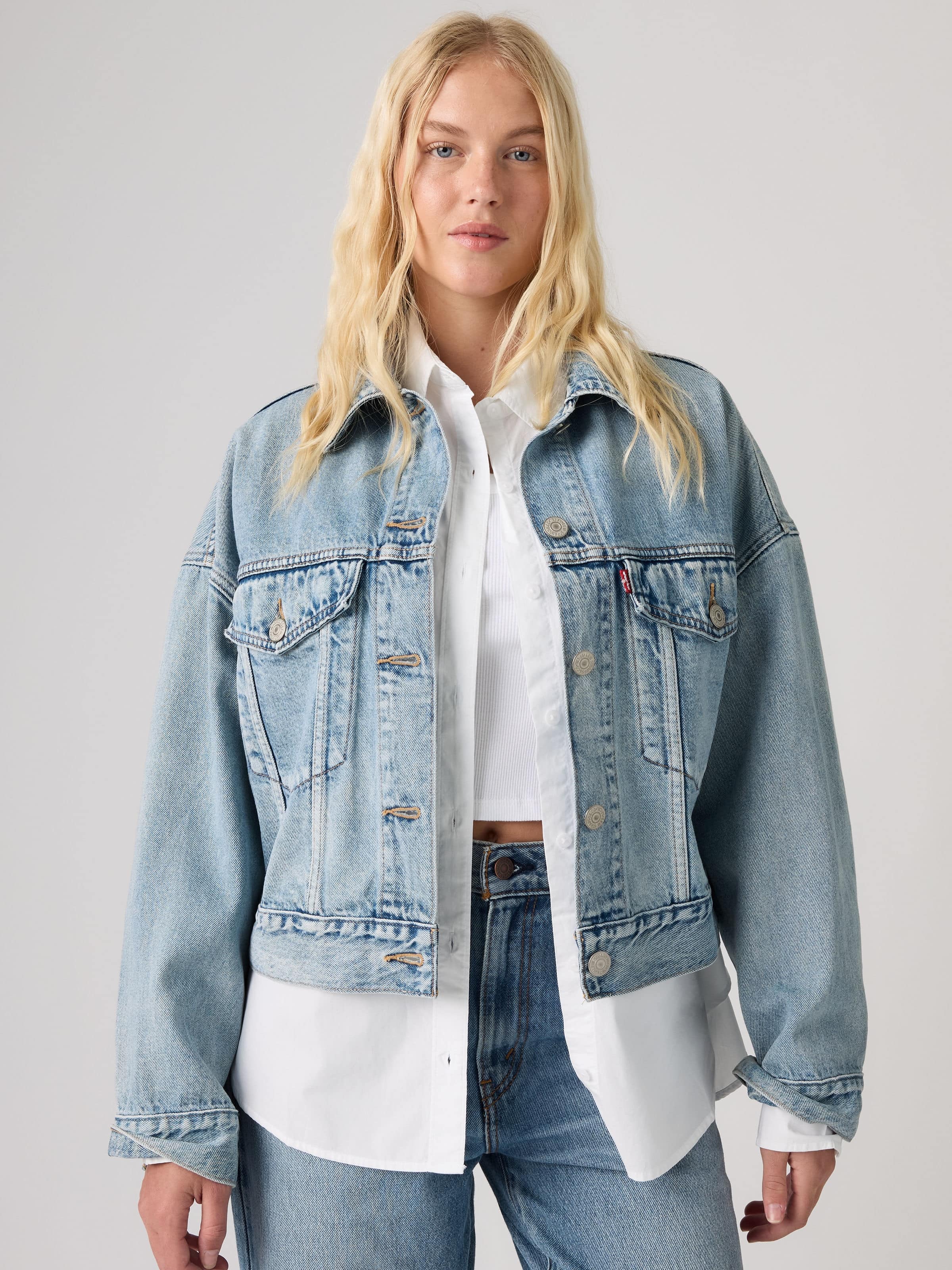 Loose Crop Trucker In Sunny Season