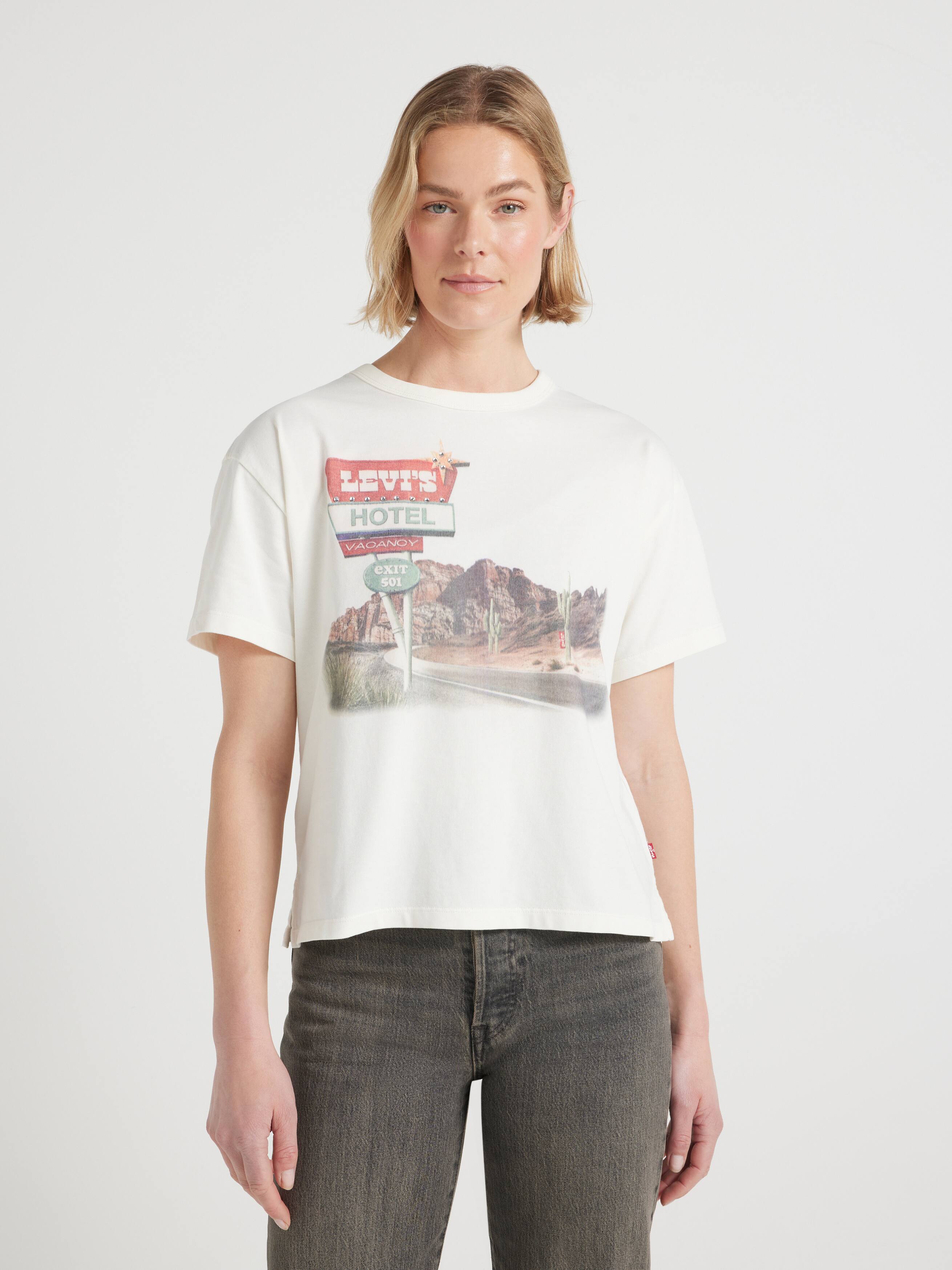 Graphic Vintage Tee In Levi's Hotel Vt Egret