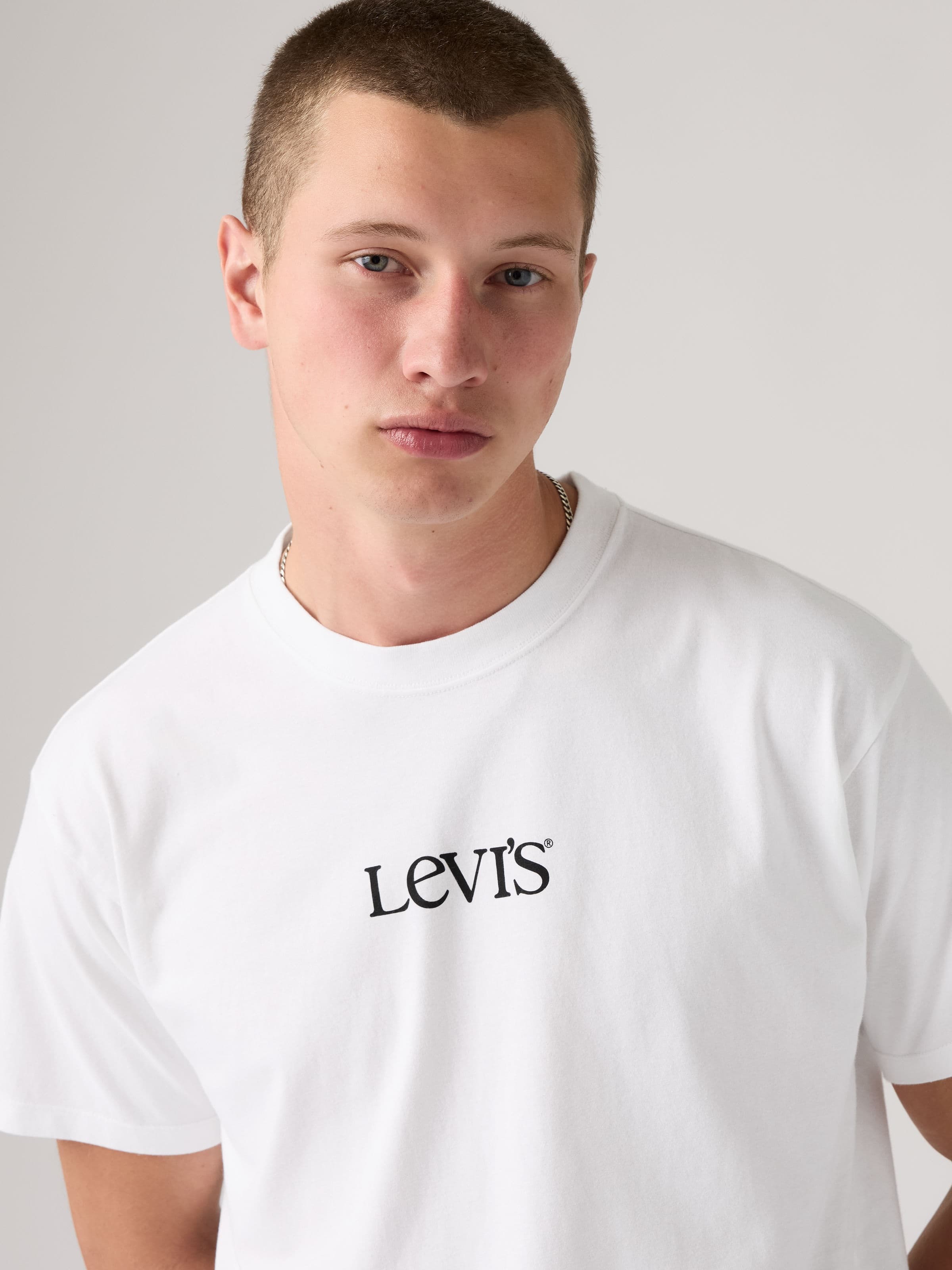 Vintage Fit Graphic Tee In White