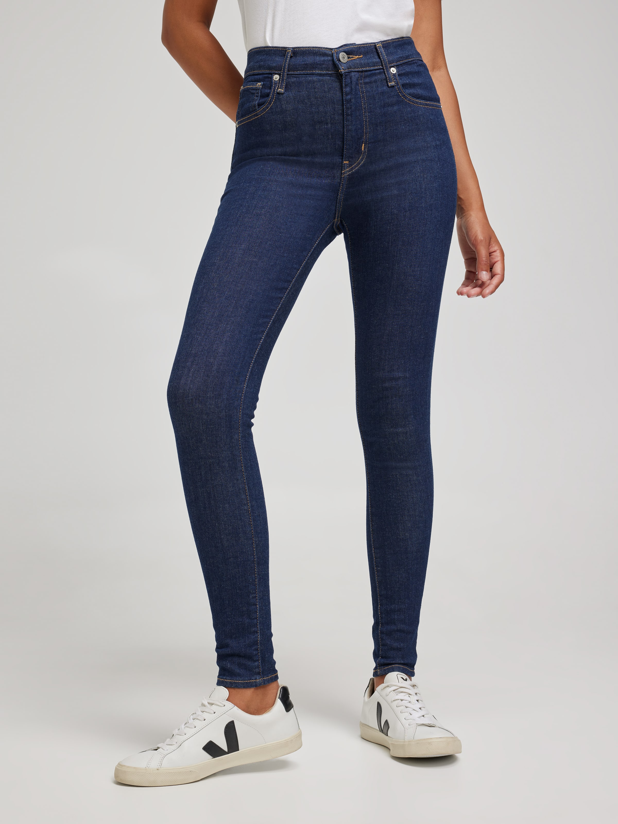 Levi's dark hotsell blue skinny jeans