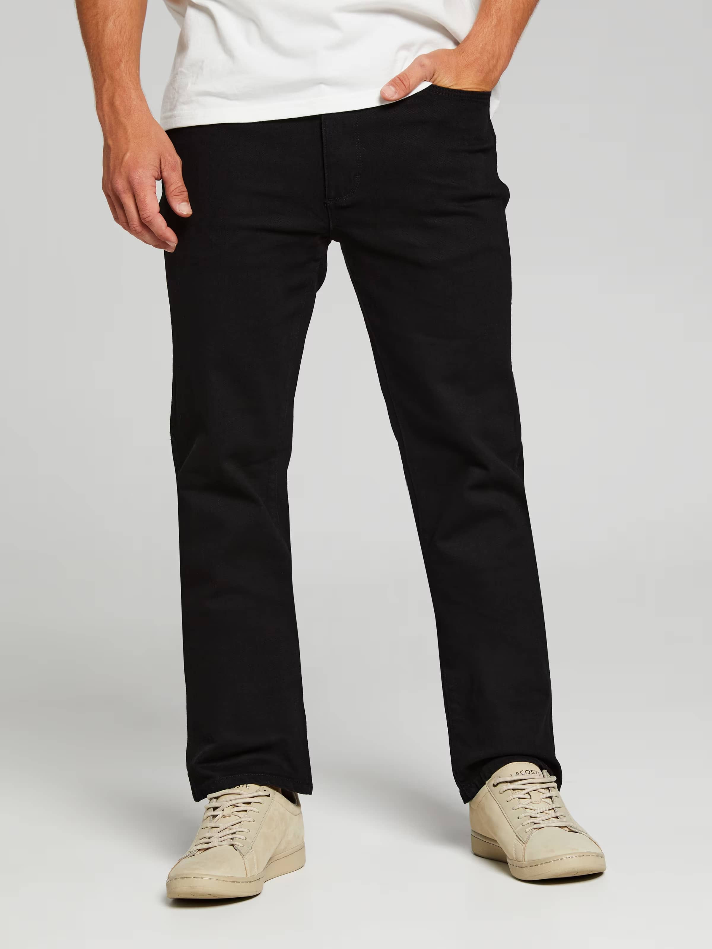 Straight Jean In Black Rinse