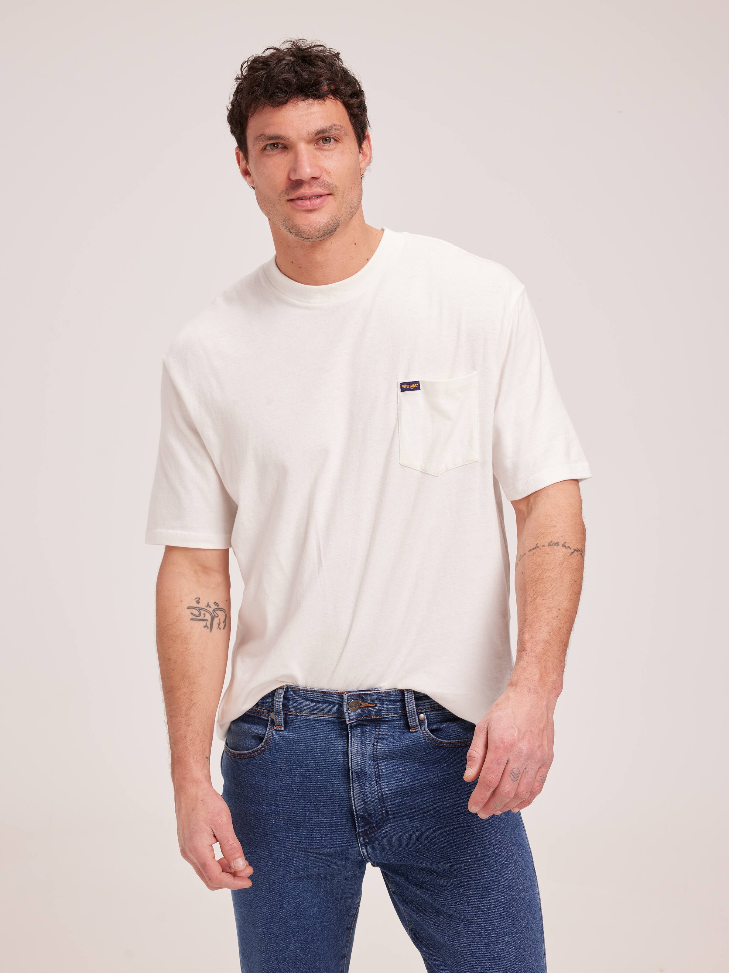 Classic Pocket Tee In Vintage White