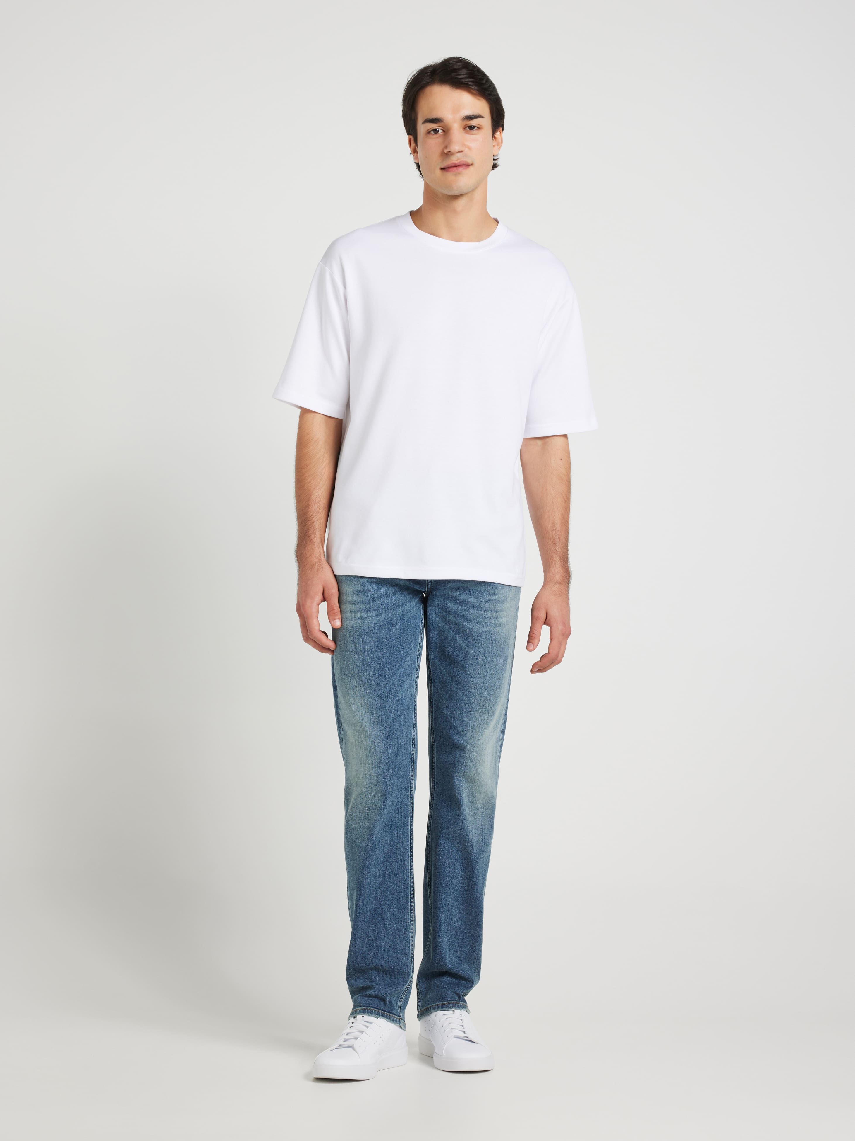 Stretch Regular Straight Leg Jean