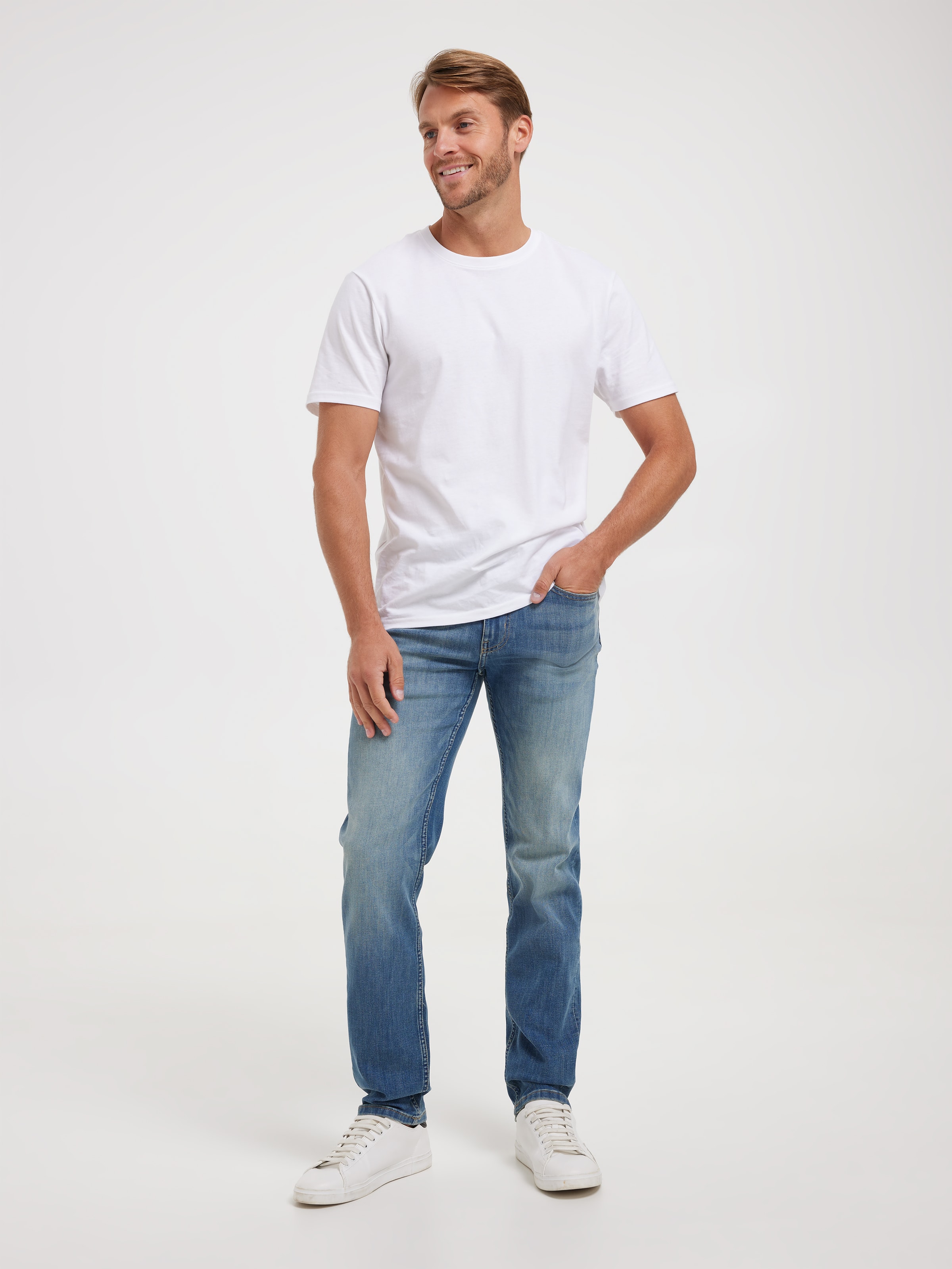 Stretch Regular Straight Leg Jean