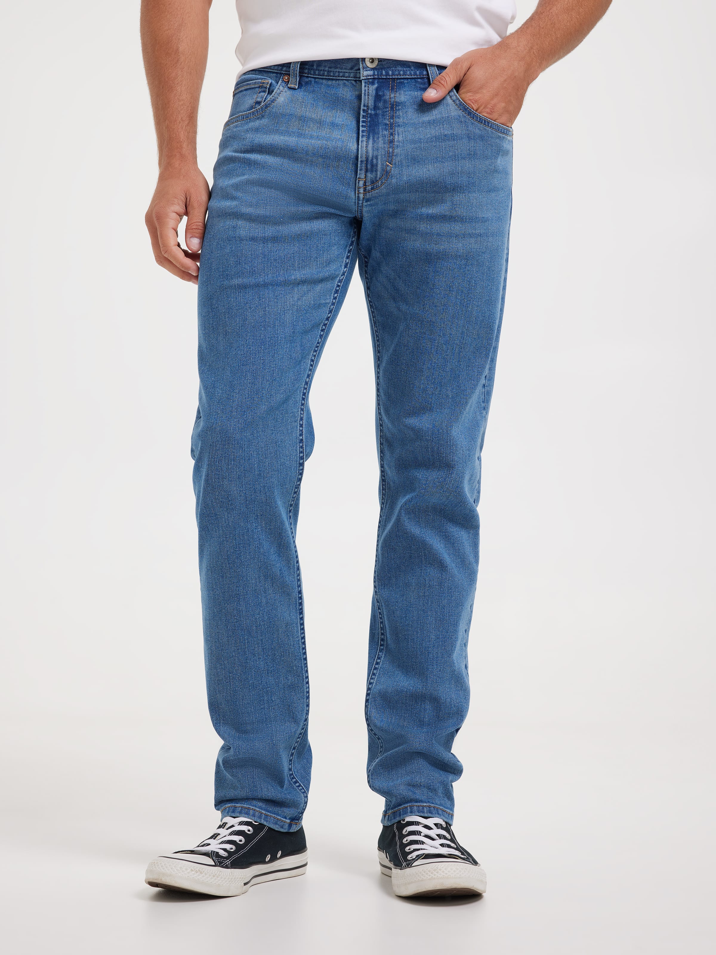Stretch Slim Tapered Leg
