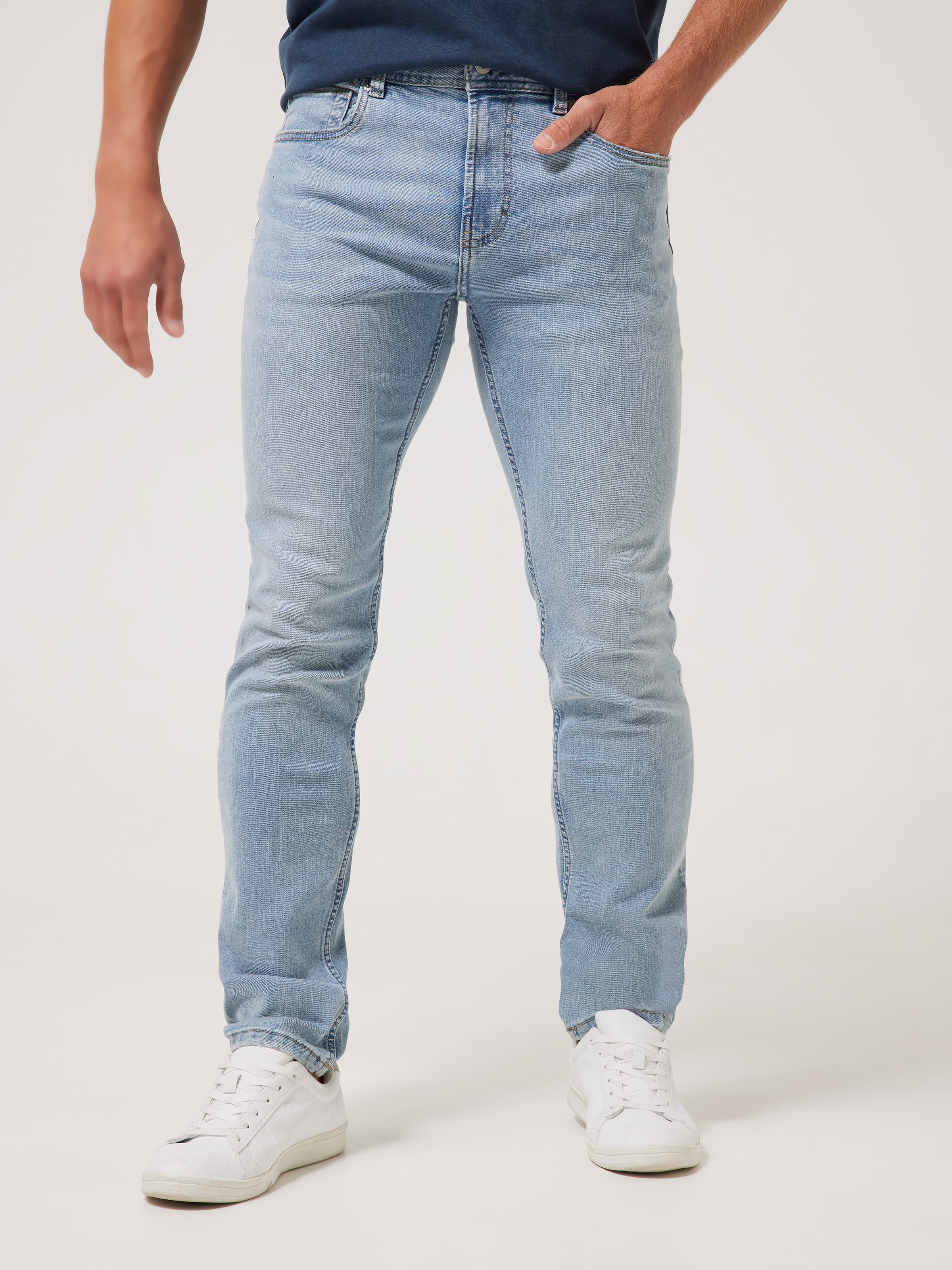 Jeans skinny hot sale slim straight