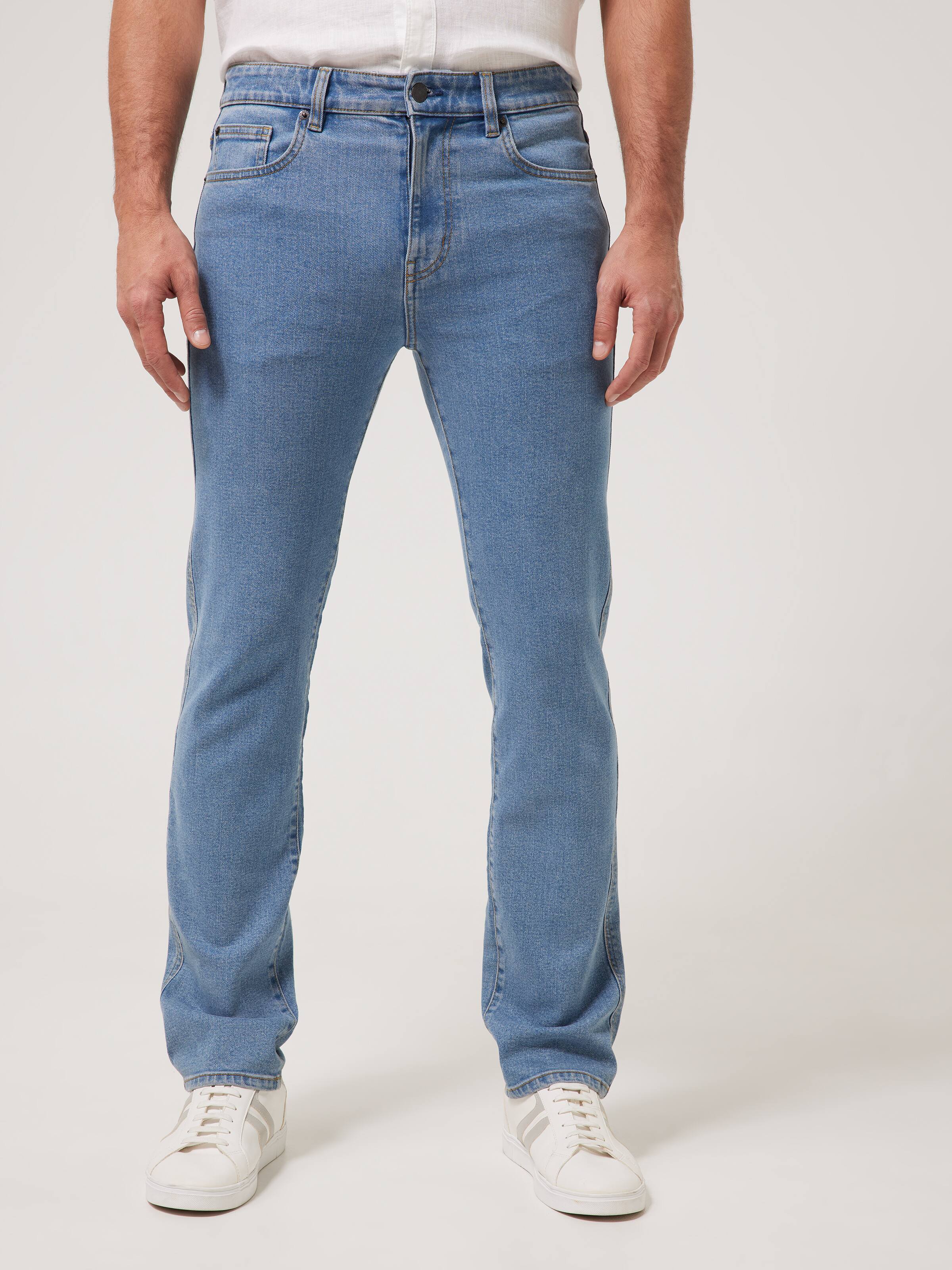 Stretch Classic Straight Leg
