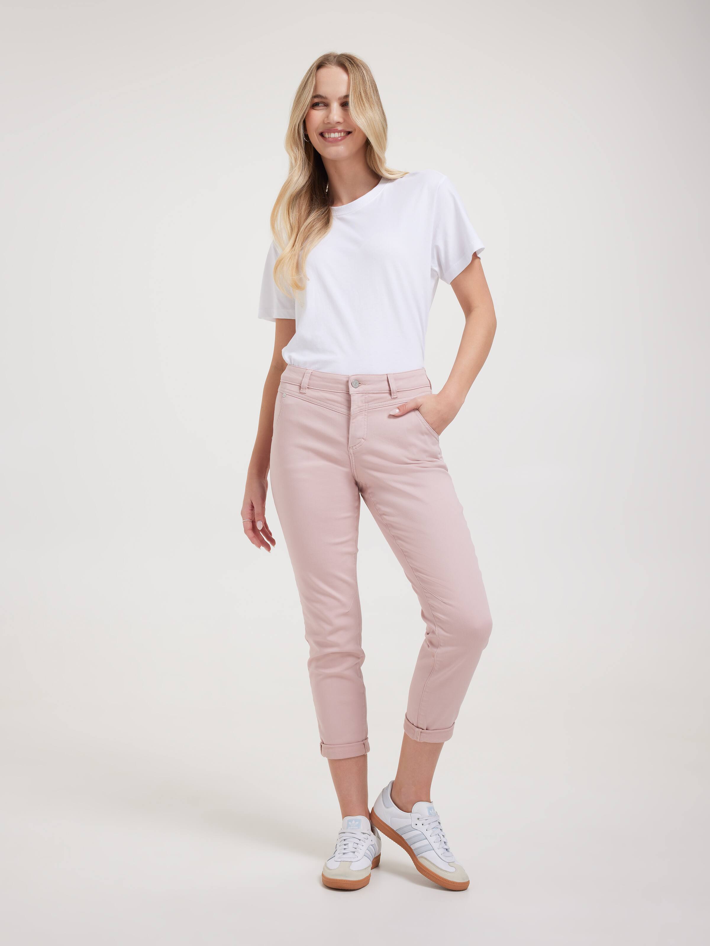 Amaze Yoke Front Boyfriend Jean