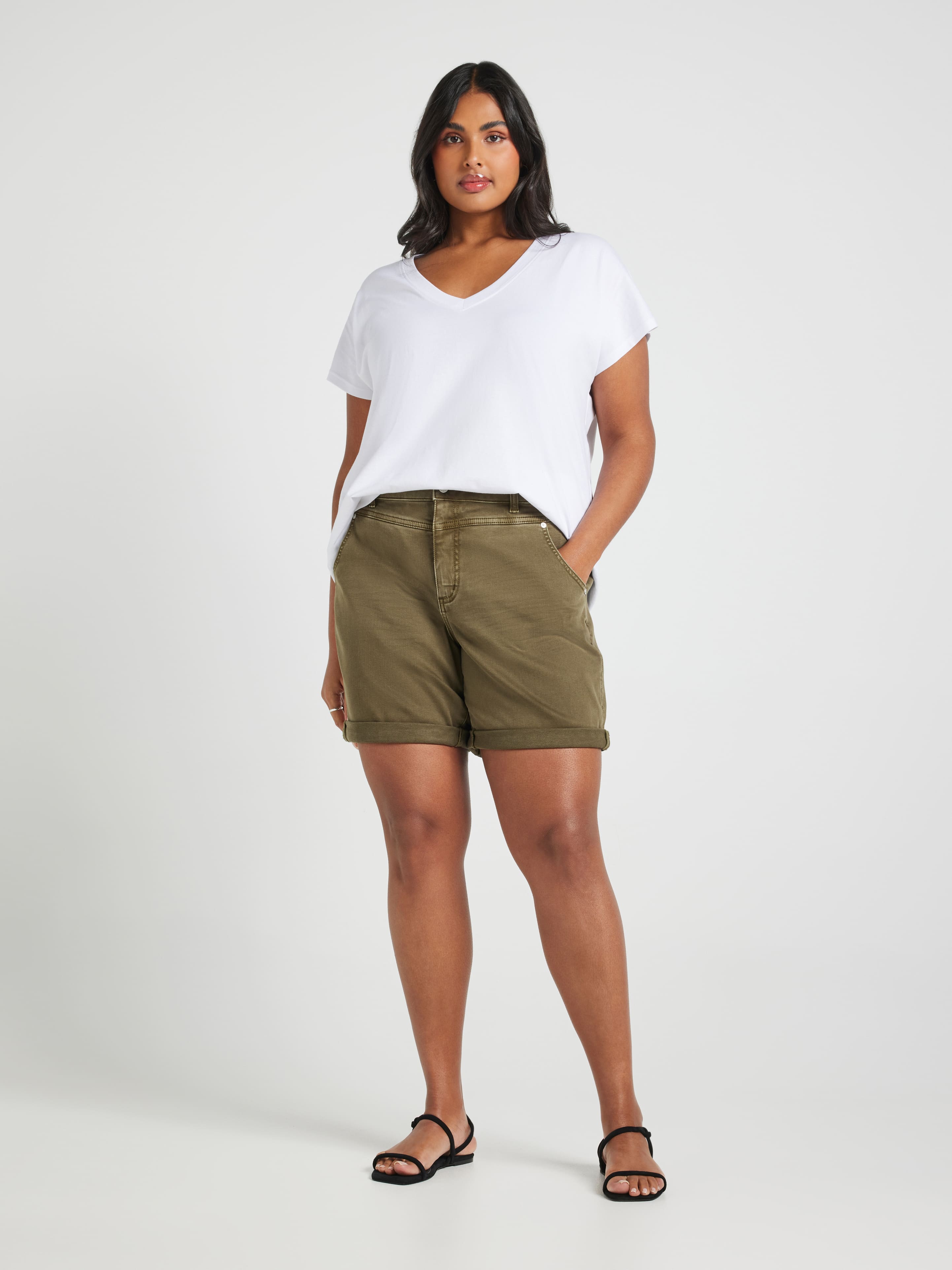 Curve Amaze Mid Rise Girlfriend Short