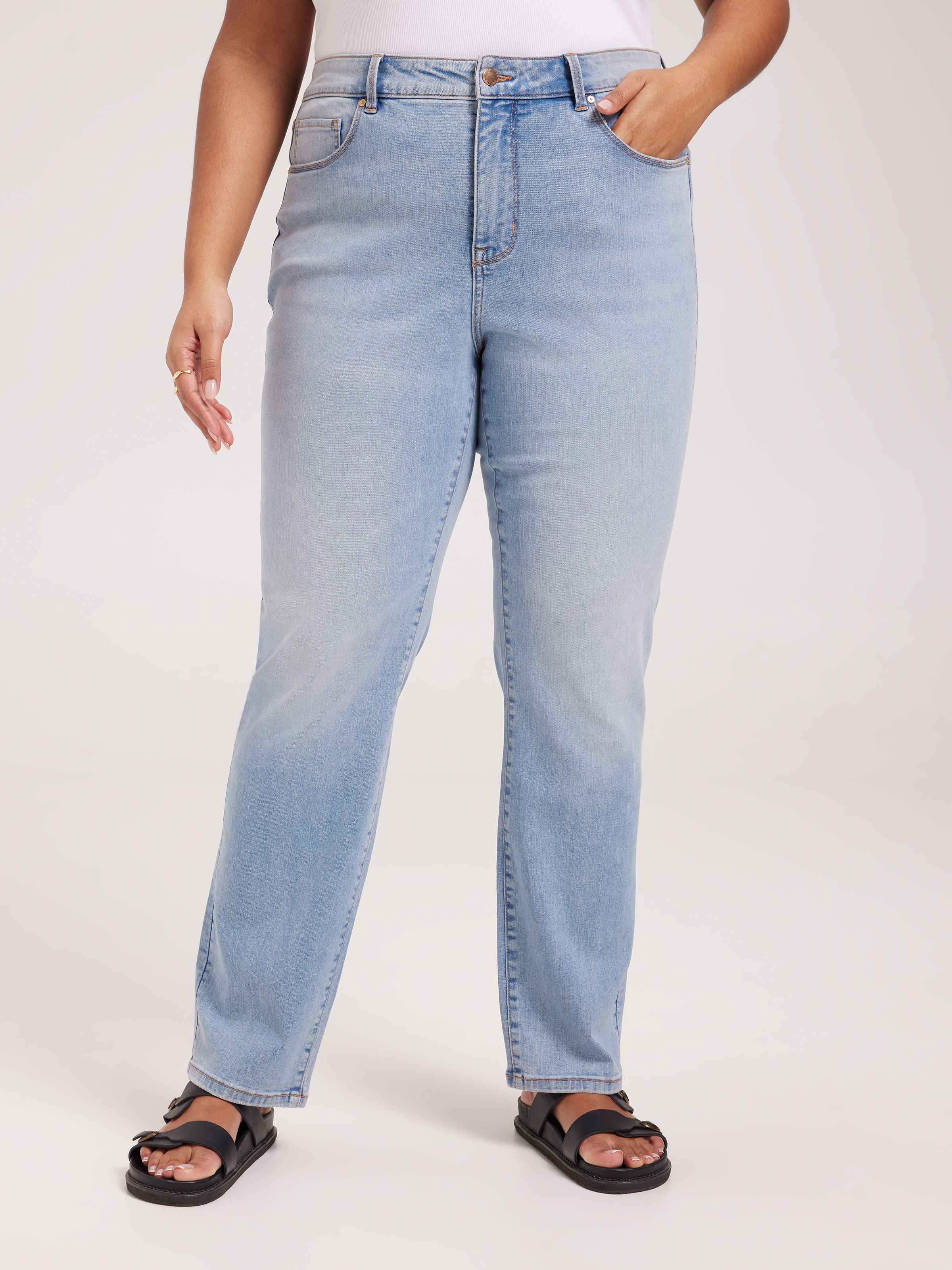 Curve Reformed High Rise Slim Jean