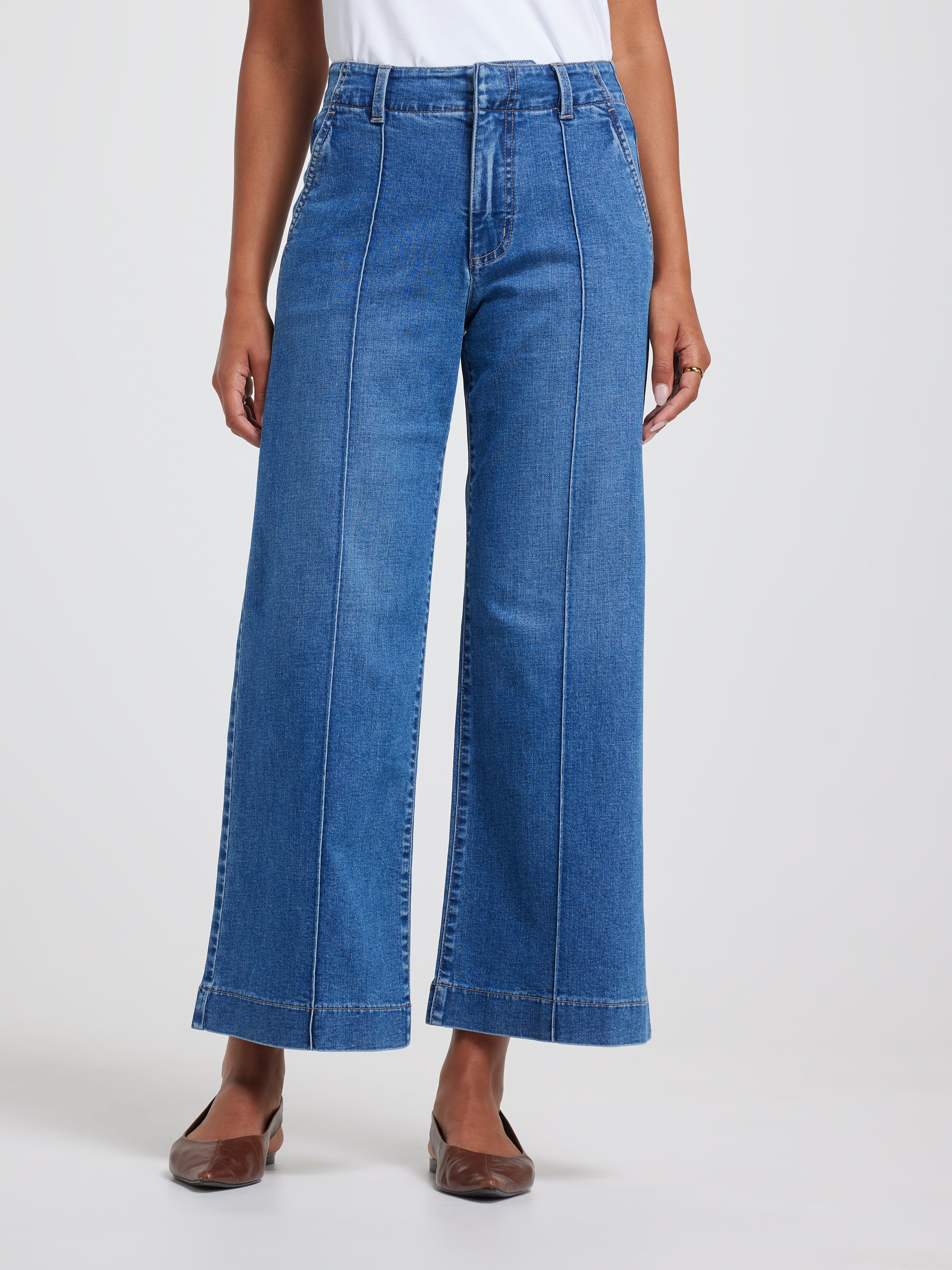 Originals Wide Ankle Pintuck Jean