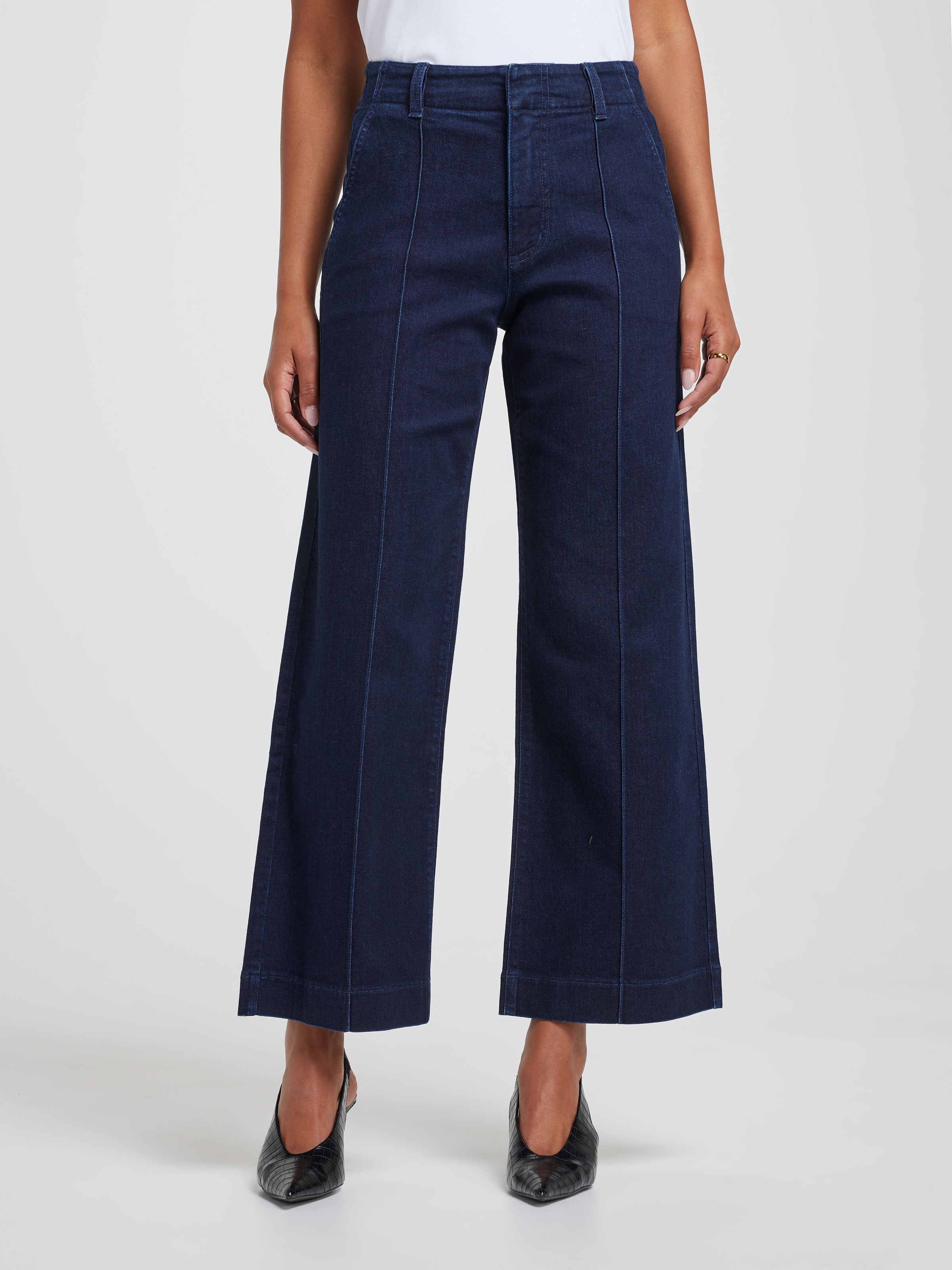 Originals Wide Ankle Pintuck Jean