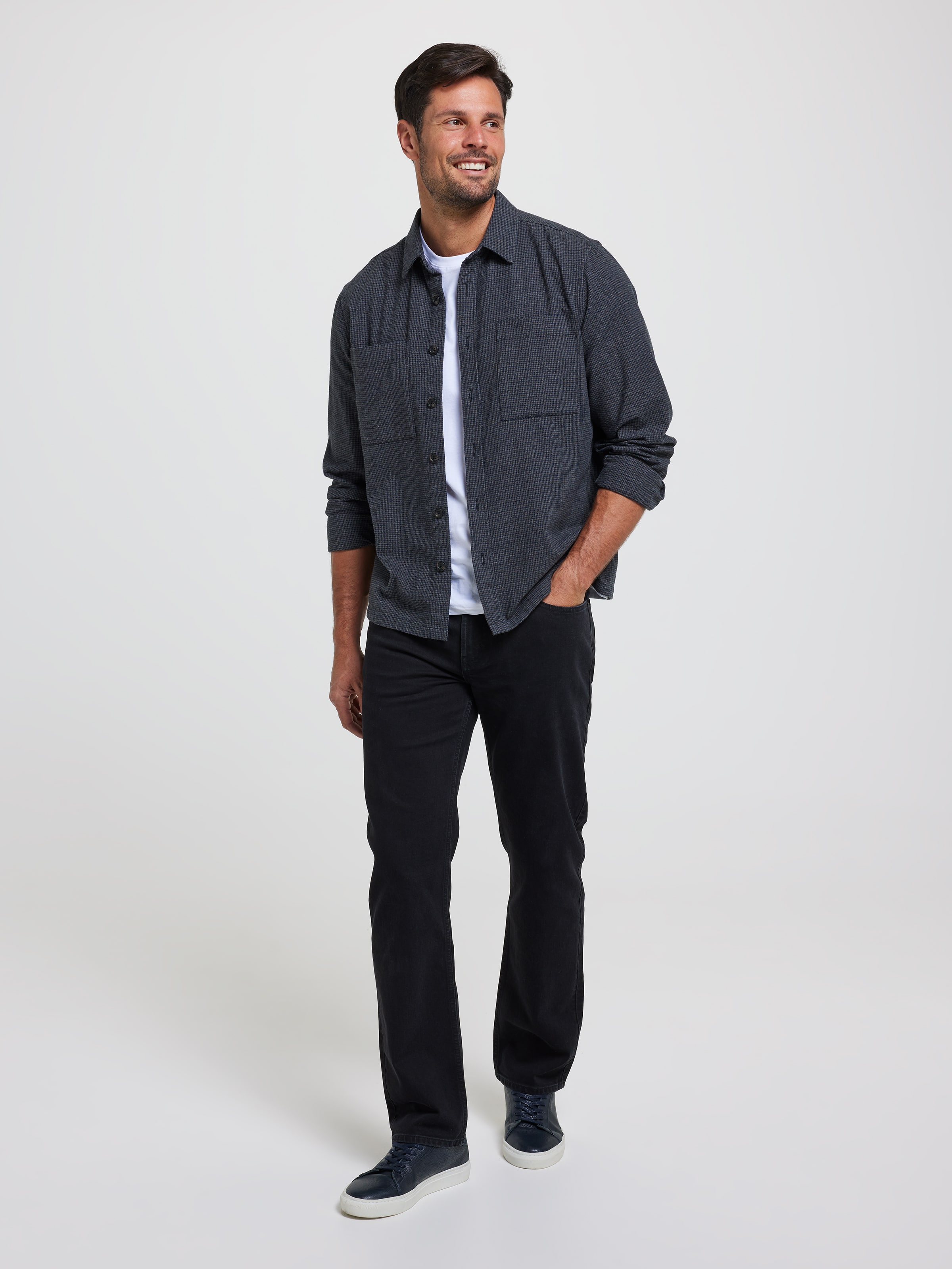 Stretch Relaxed Straight Leg