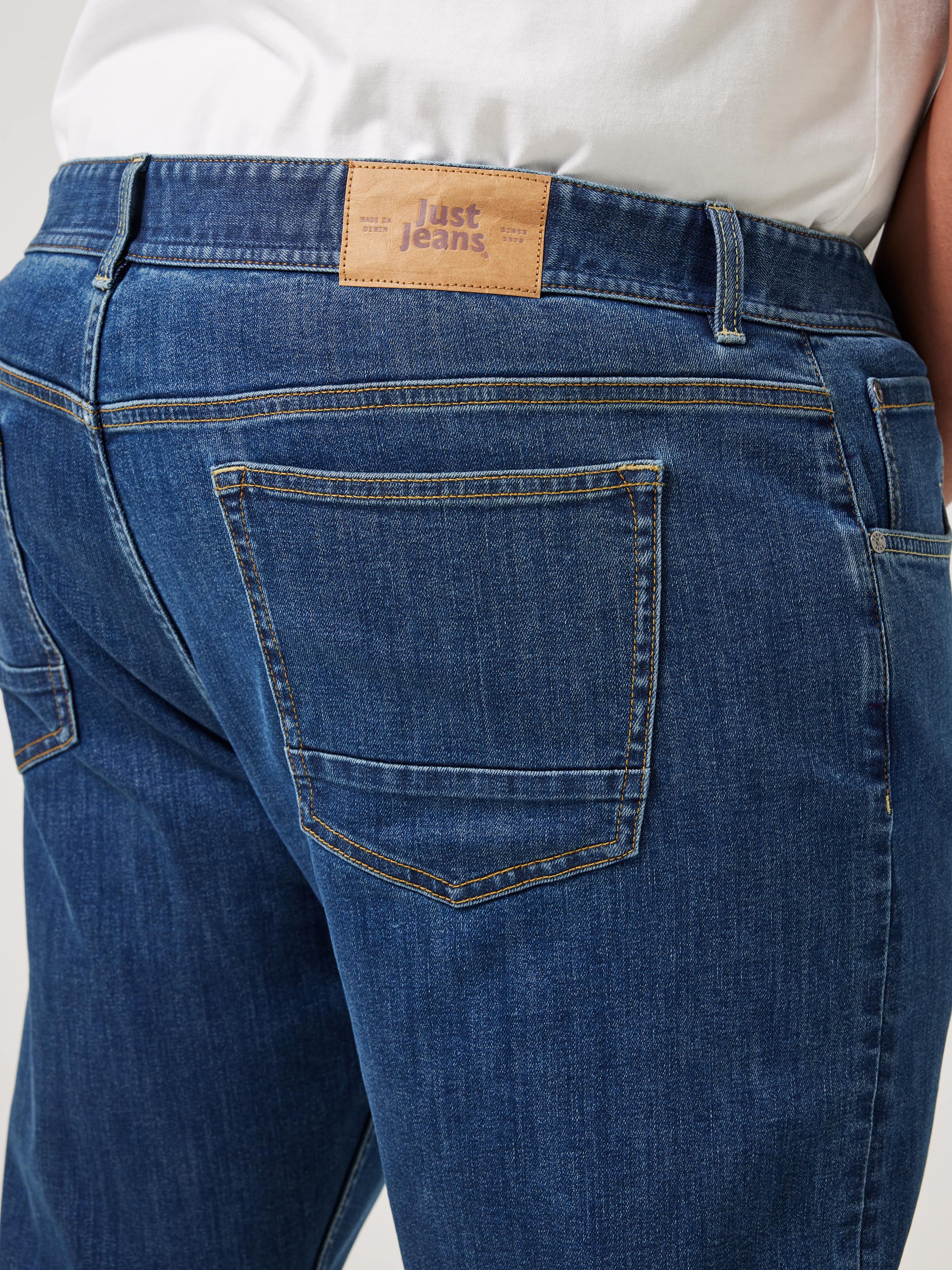 Extended Stretch Regular Straight Leg Jean