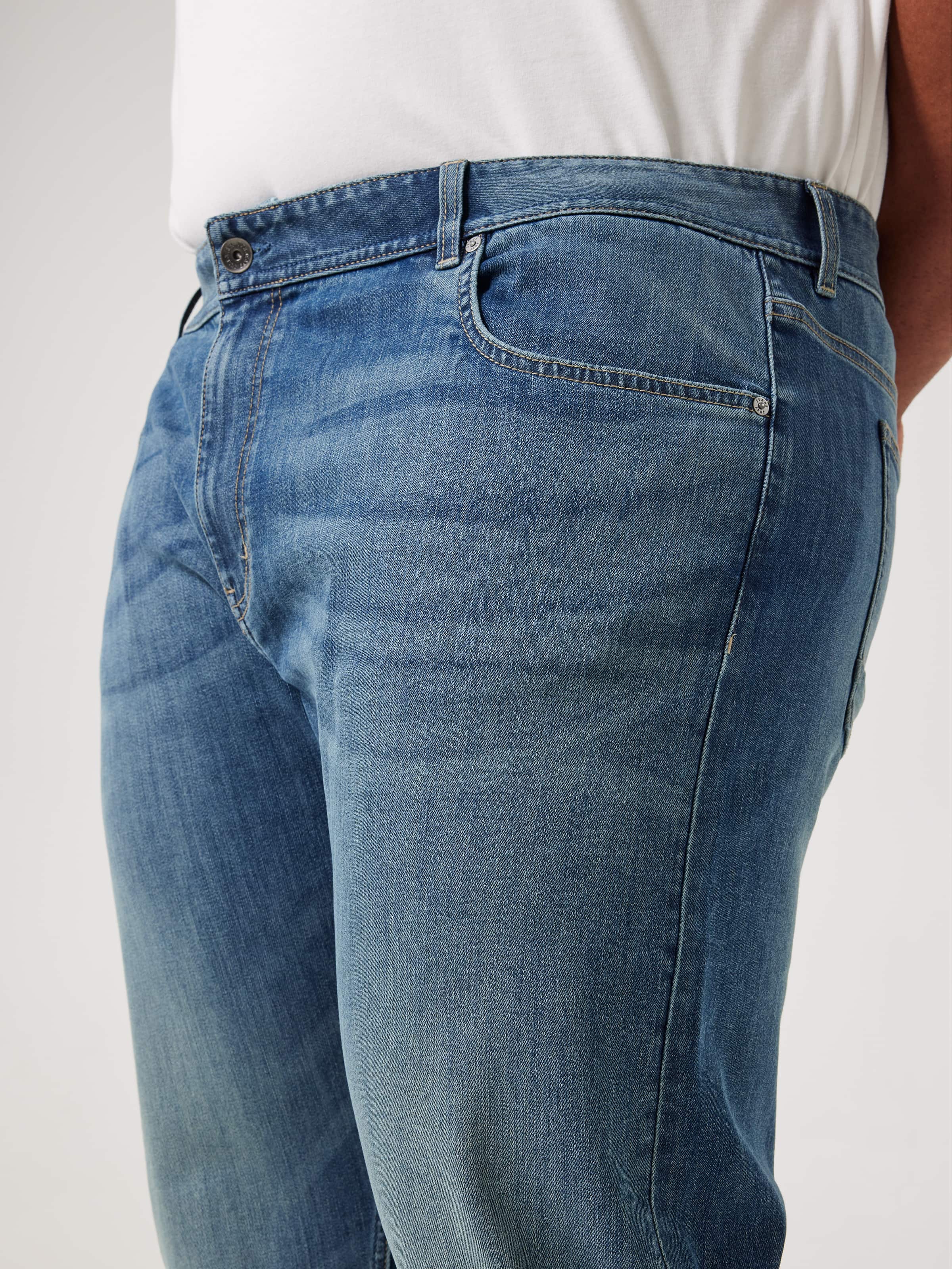 Extended Stretch Regular Straight Leg Jean