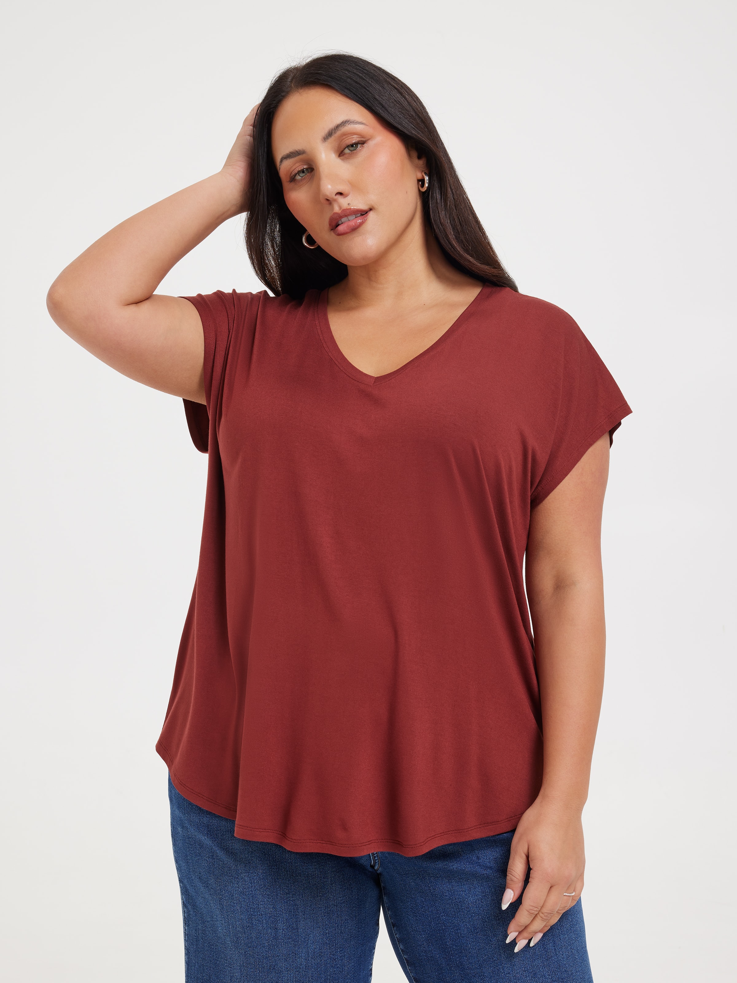 Curve Luxe V Neck Tee