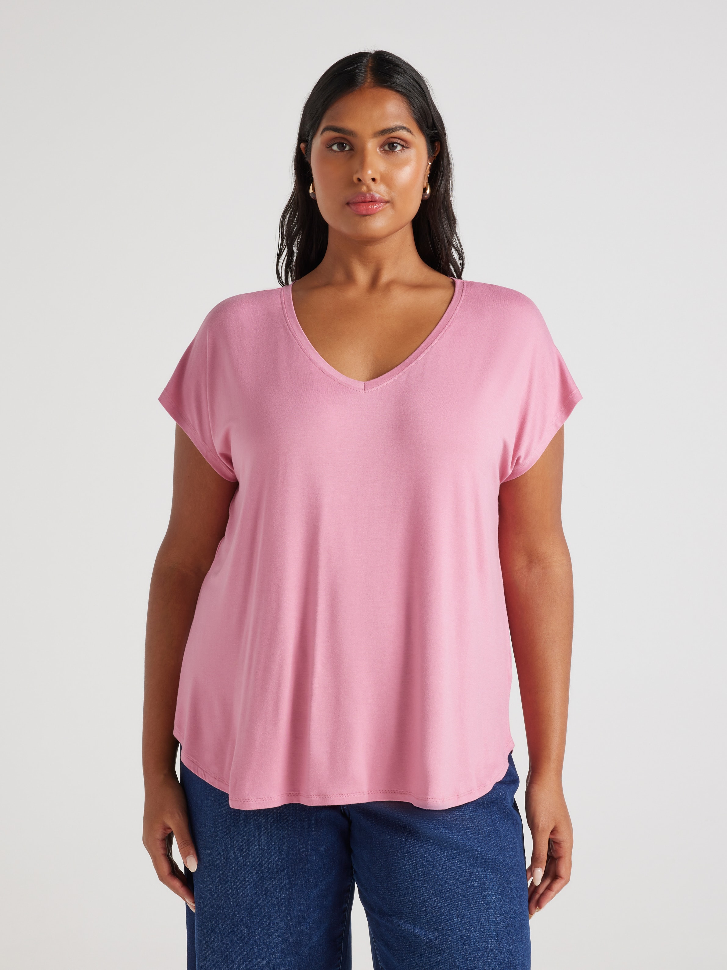 Curve Luxe V Neck Tee