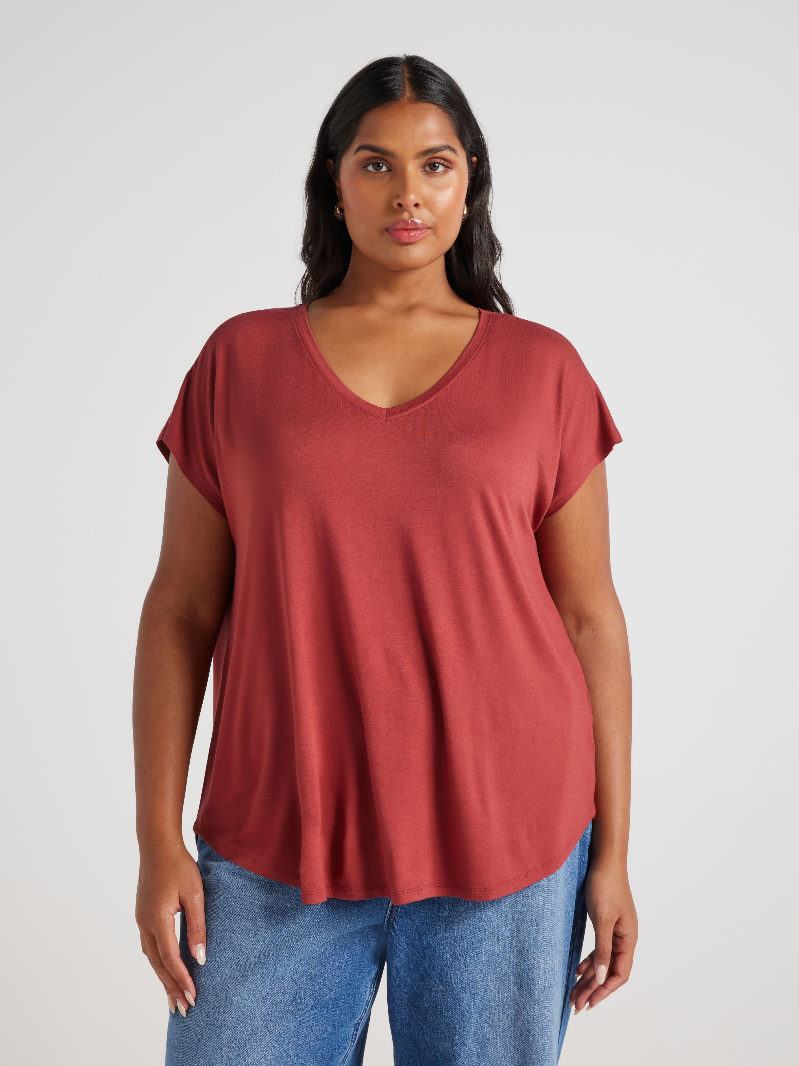 Curve Luxe V Neck Tee