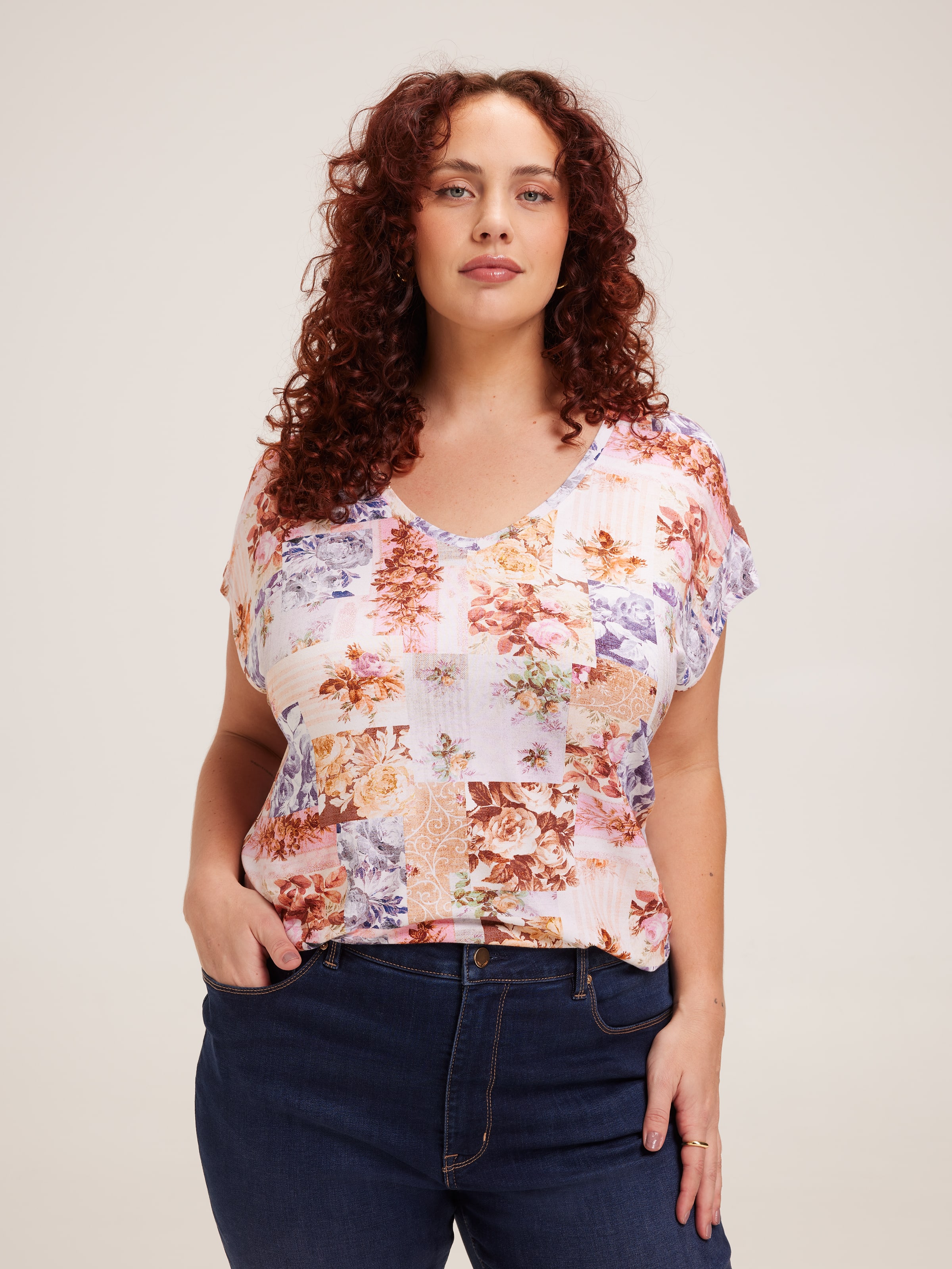 Curve Luxe V Neck Tee