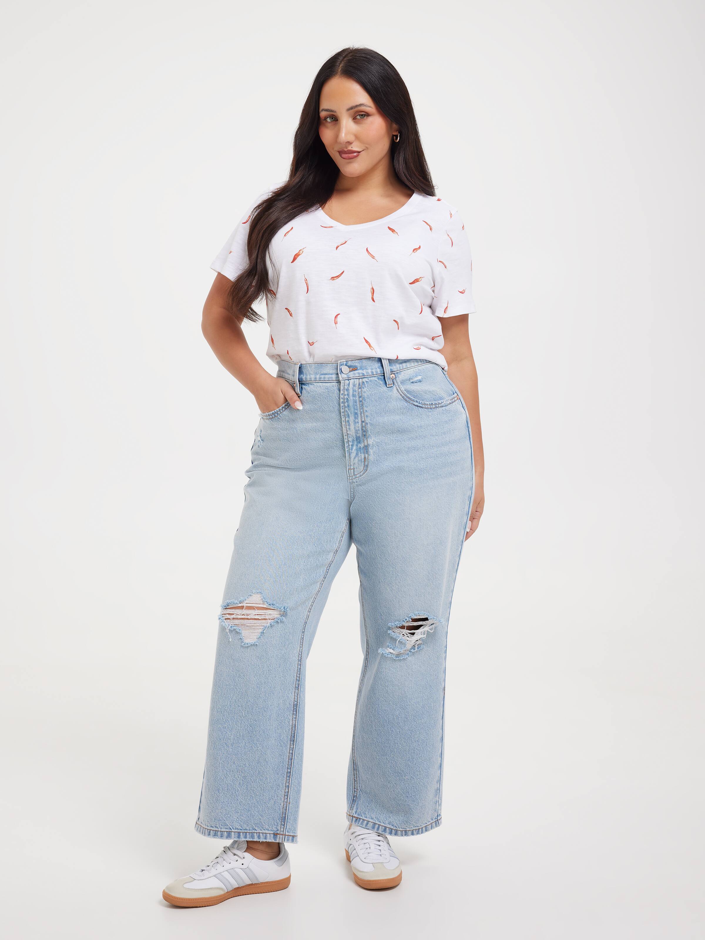 Curve Perfect V Neck Boyfriend Tee