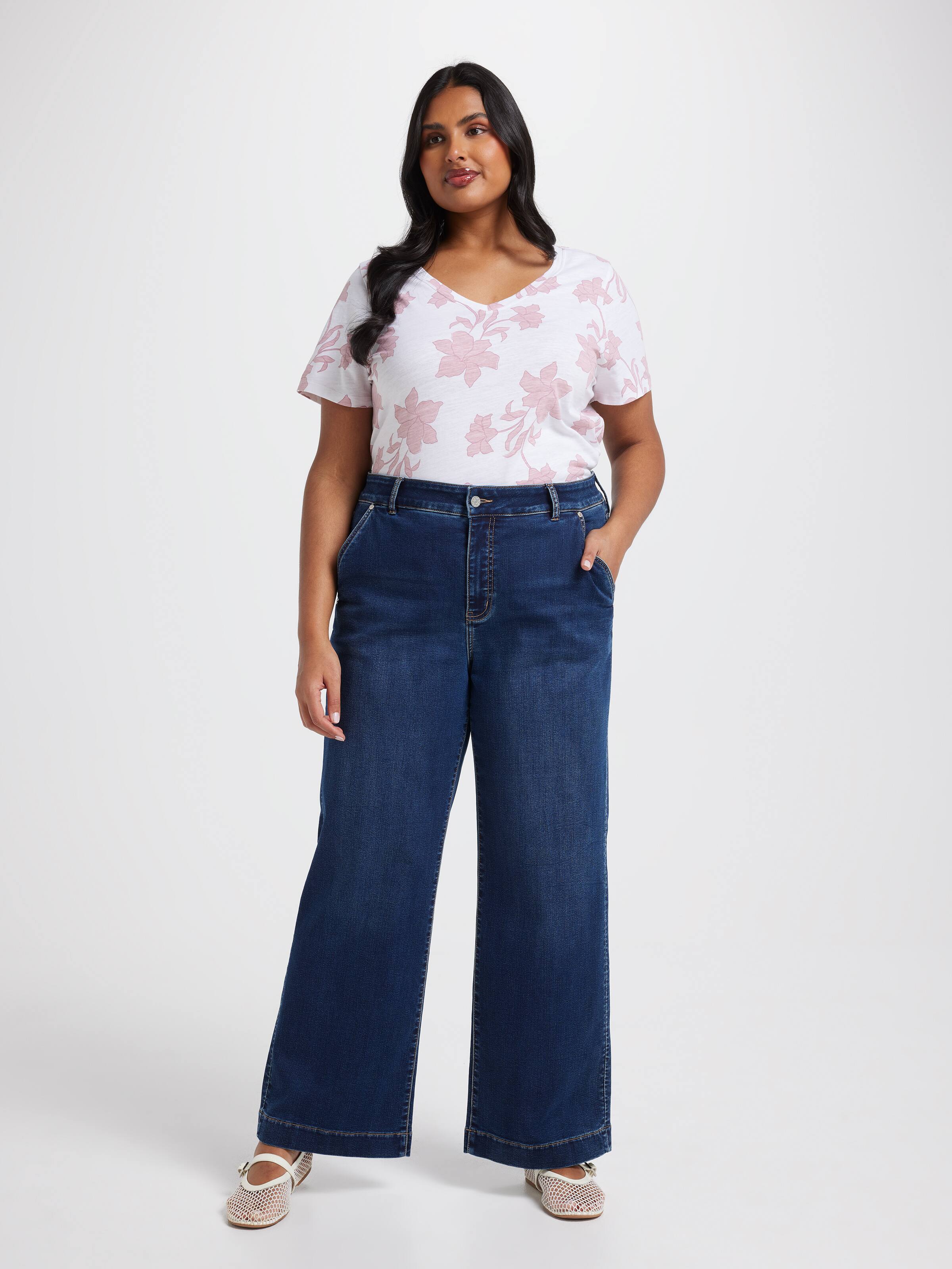 Curve Perfect V Neck Boyfriend Tee