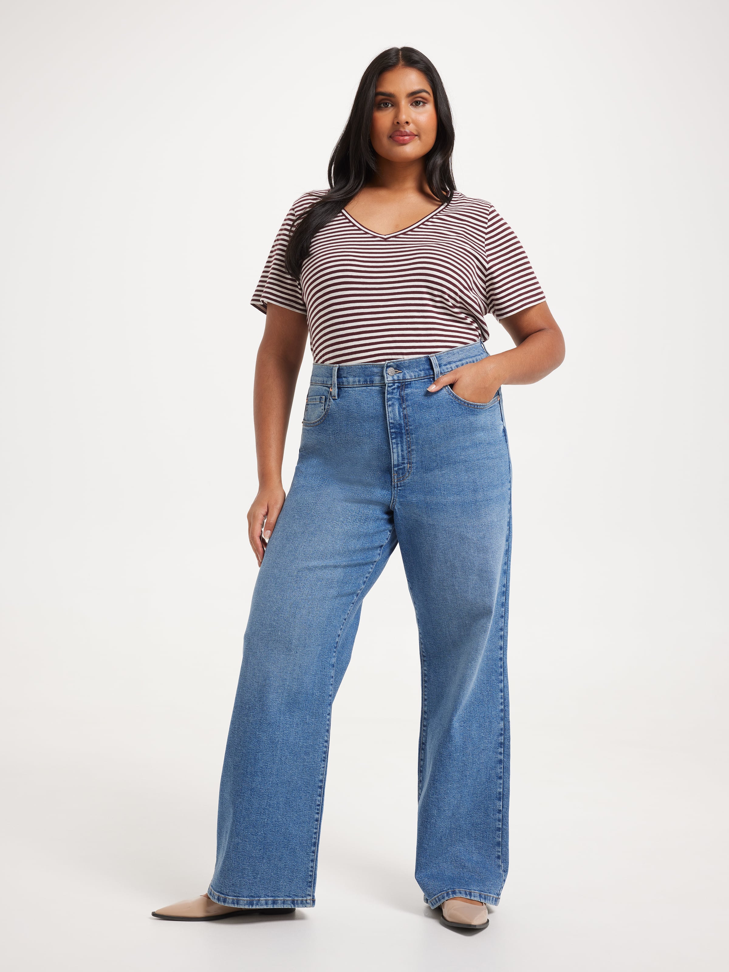 Curve Perfect V Neck Boyfriend Tee