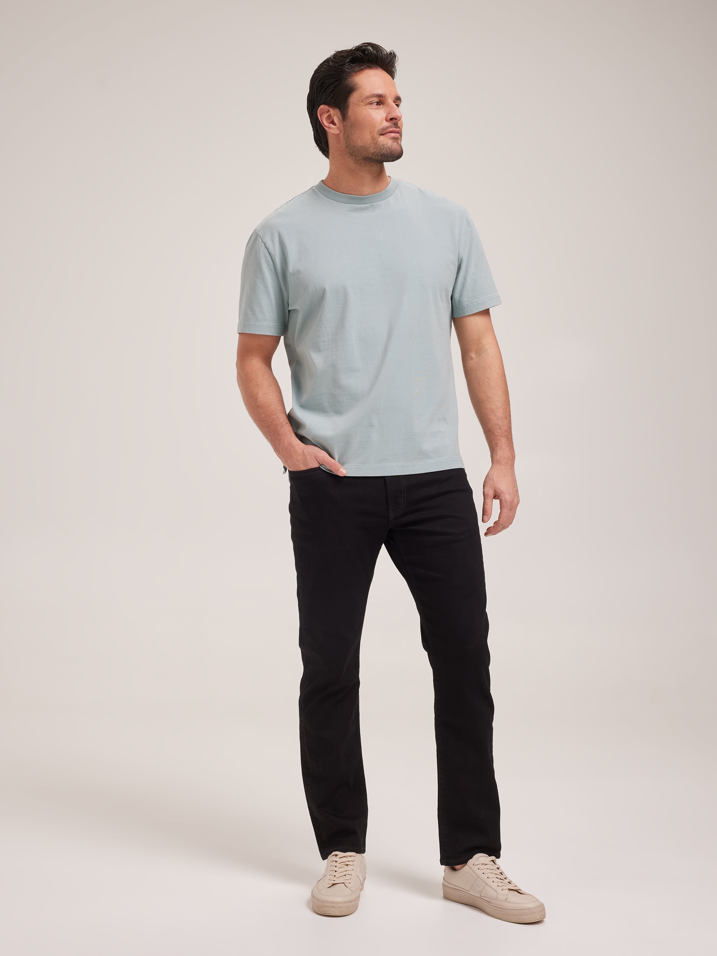 Stretch Relaxed Tapered Leg