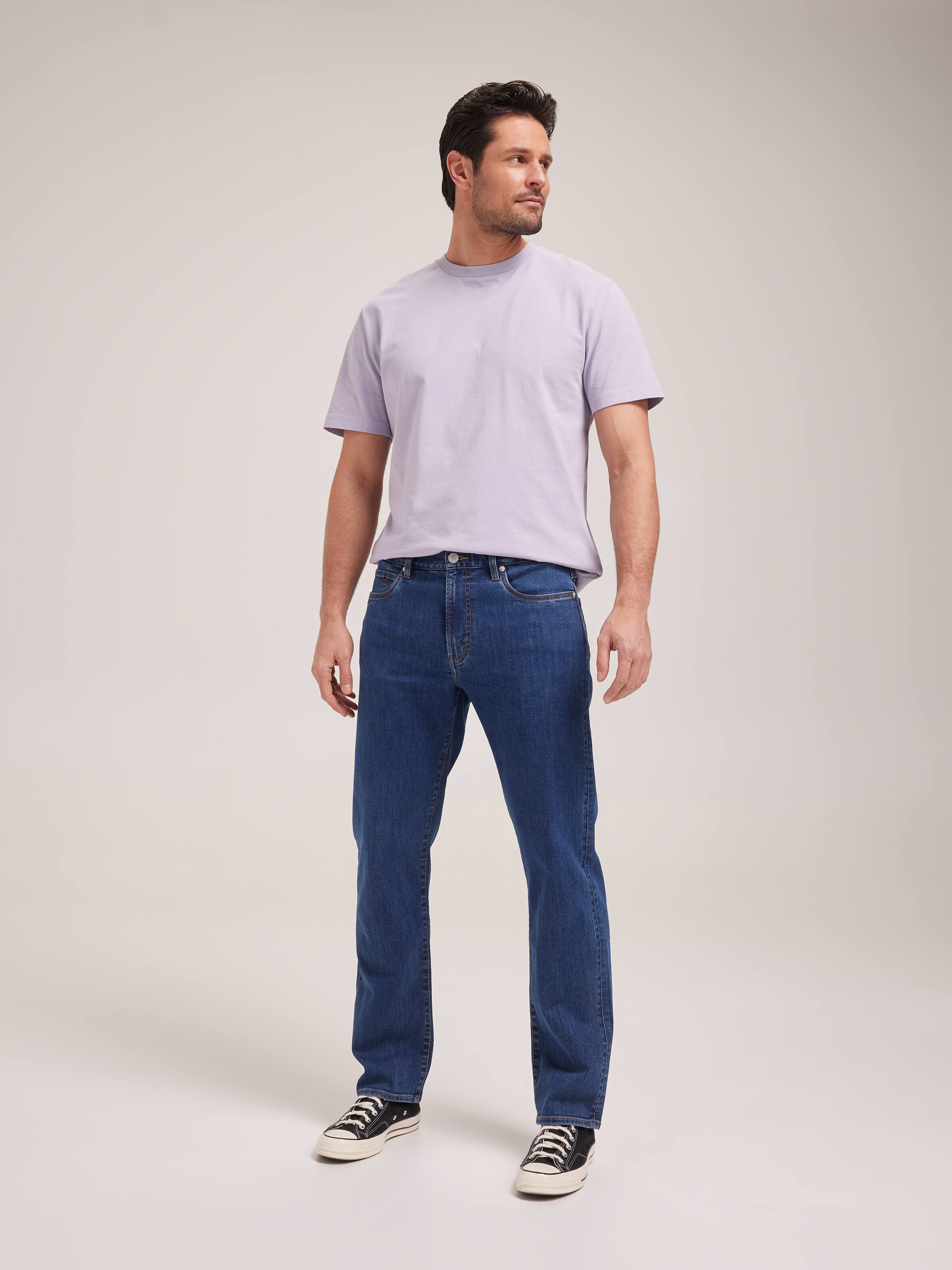Stretch Relaxed Tapered Leg