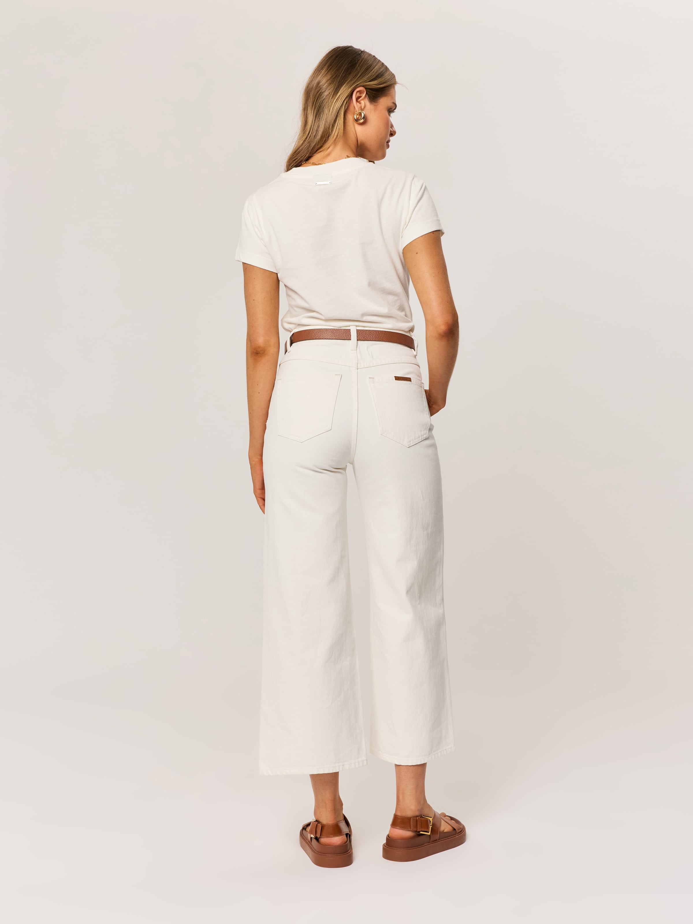 Hi Aline Crop In White
