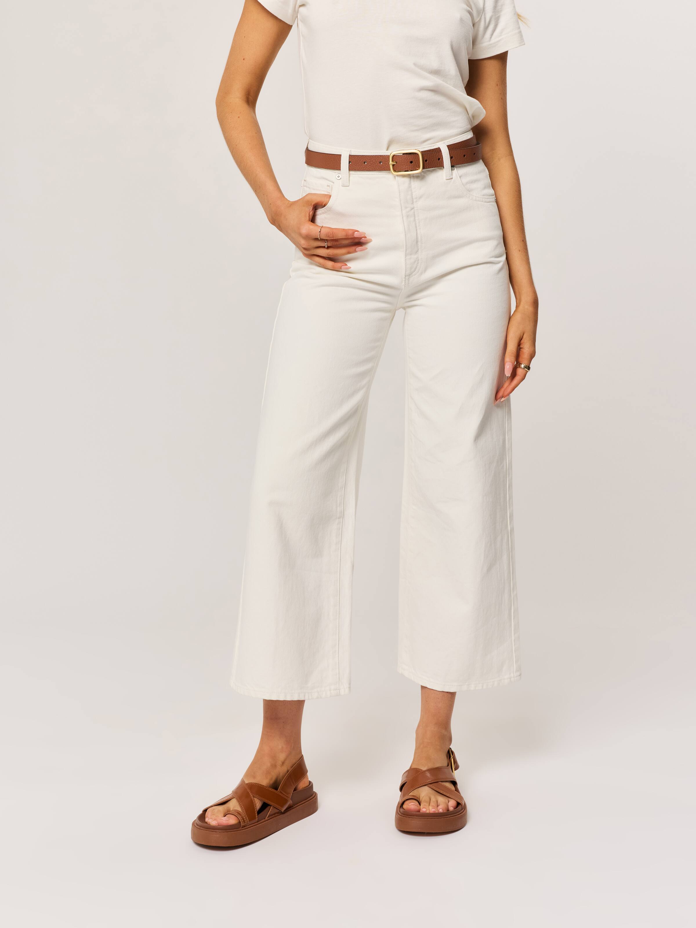 Hi Aline Crop In White