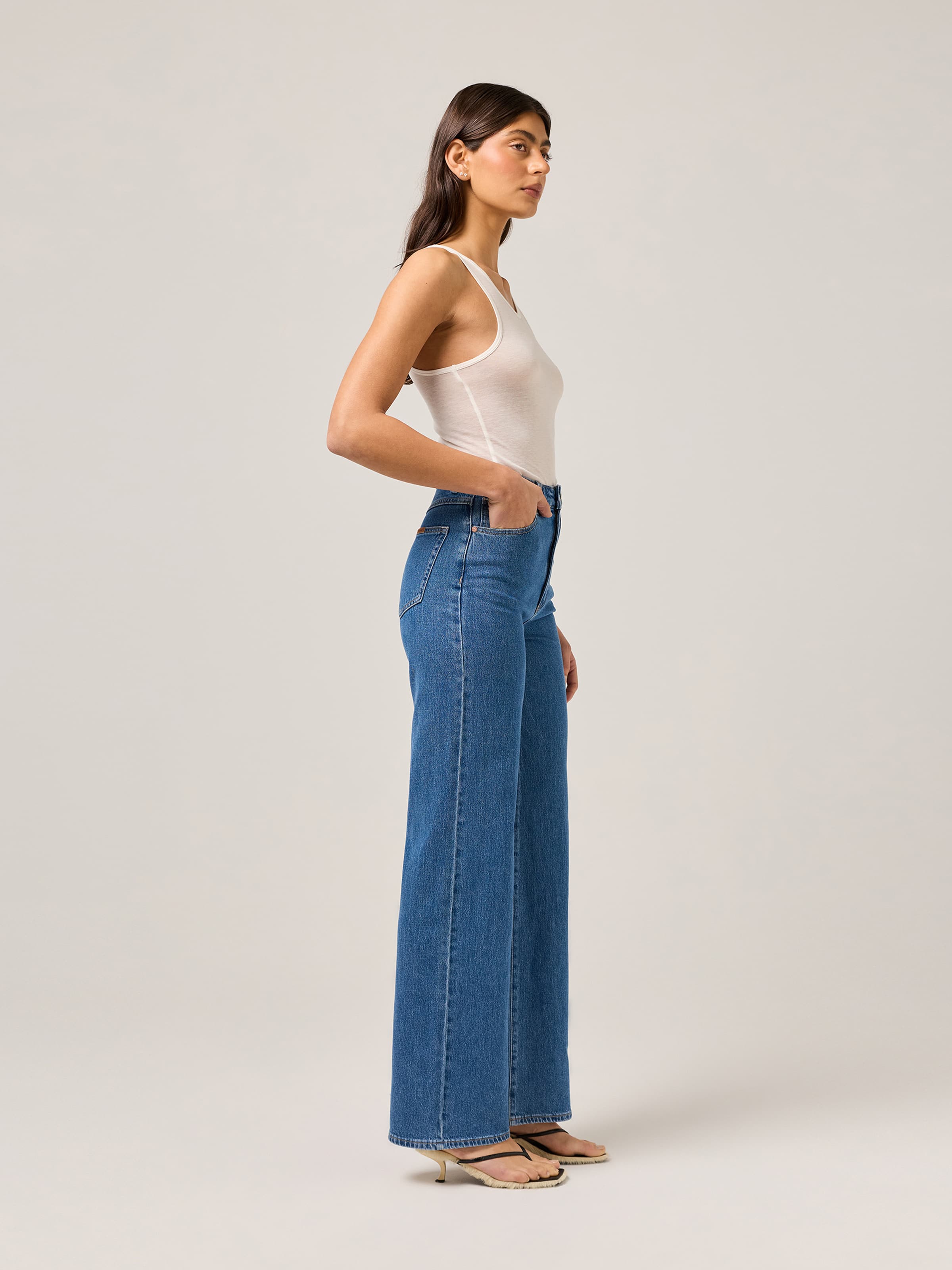 Hi Aline Lite Jean In Philippa