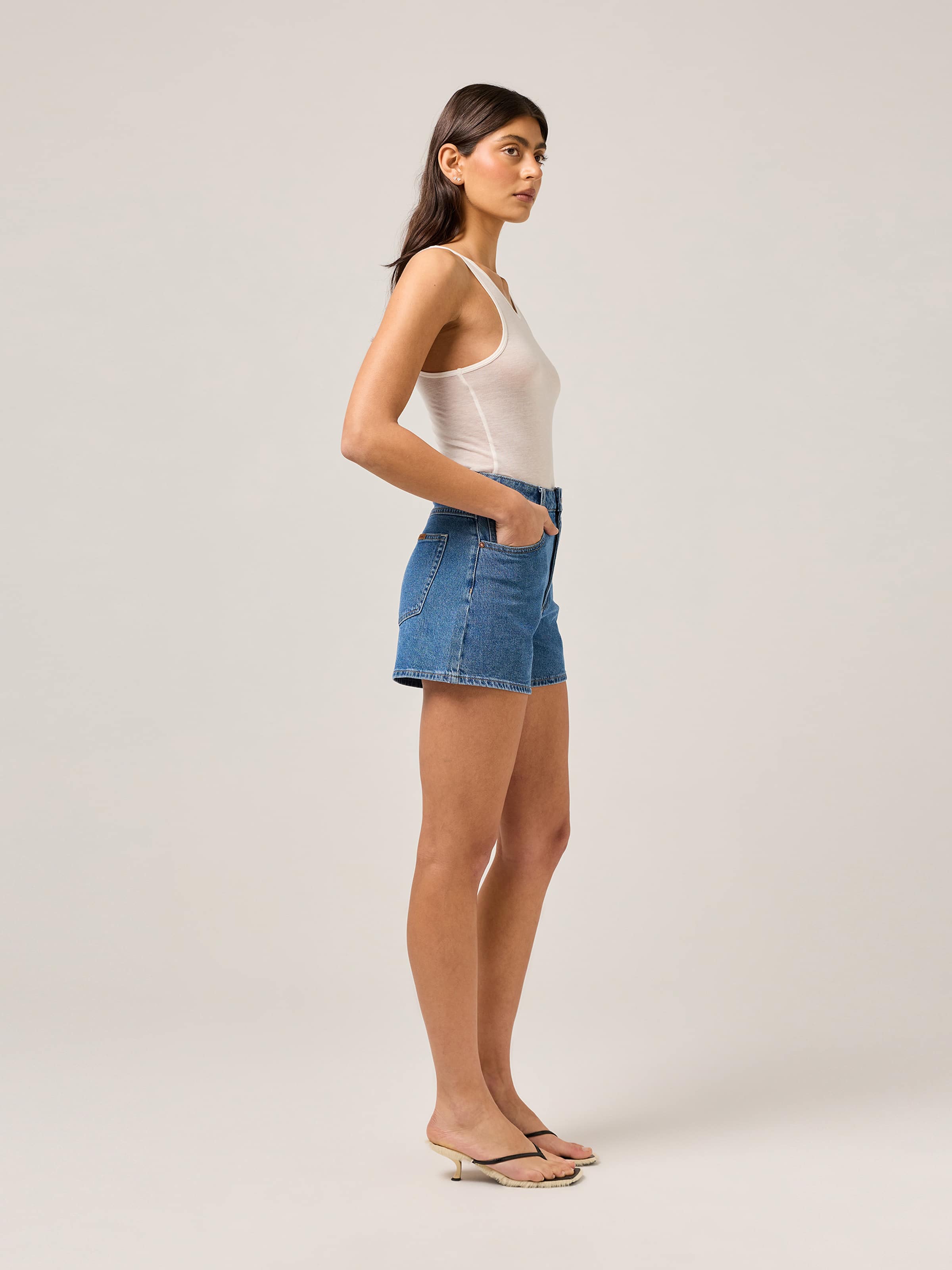 Hi Aline Short In Philippa Lite