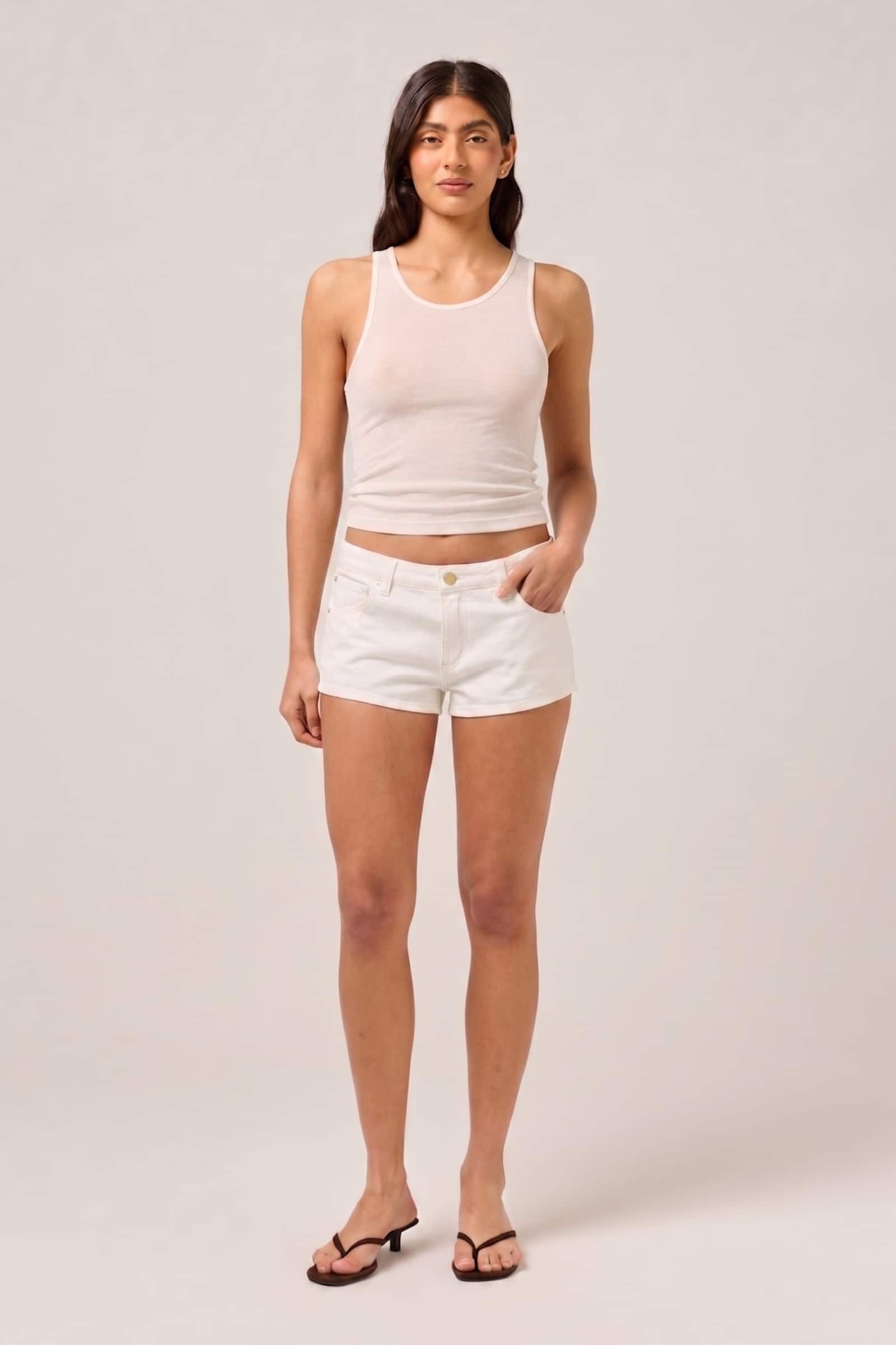 Loose Short In Hope White