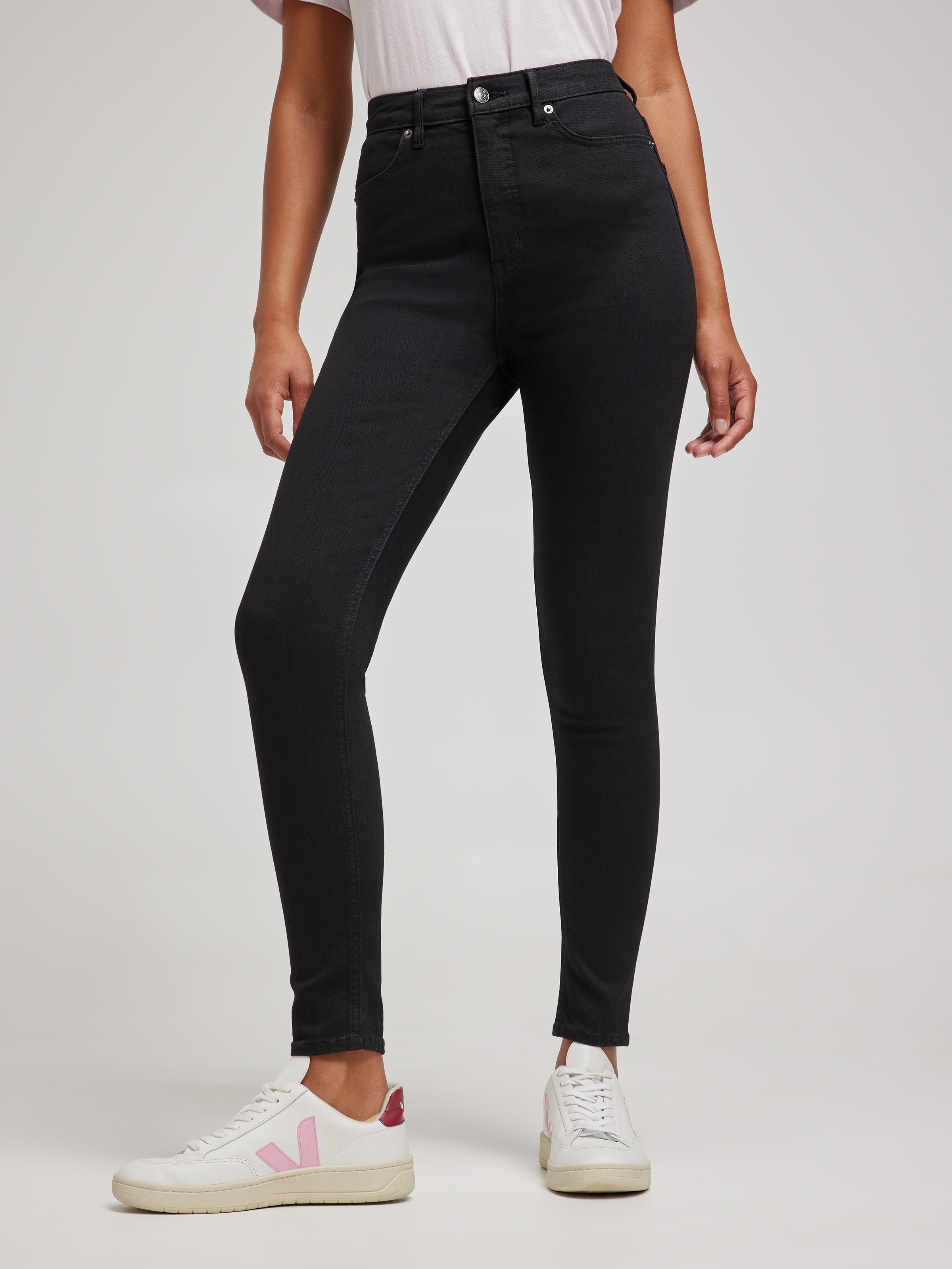 Riders curvy sale fit skinny jeans